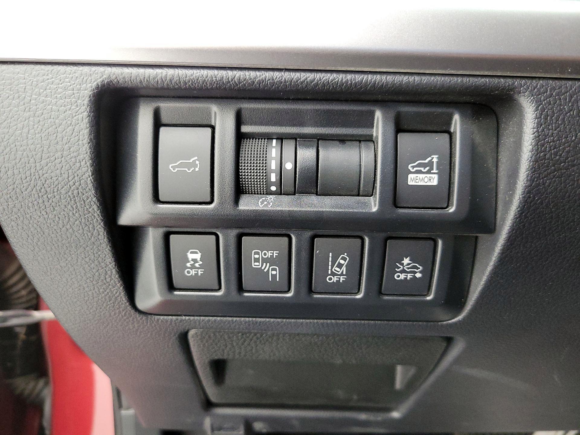 Thumbnail: 2019 Subaru Outback - 13
