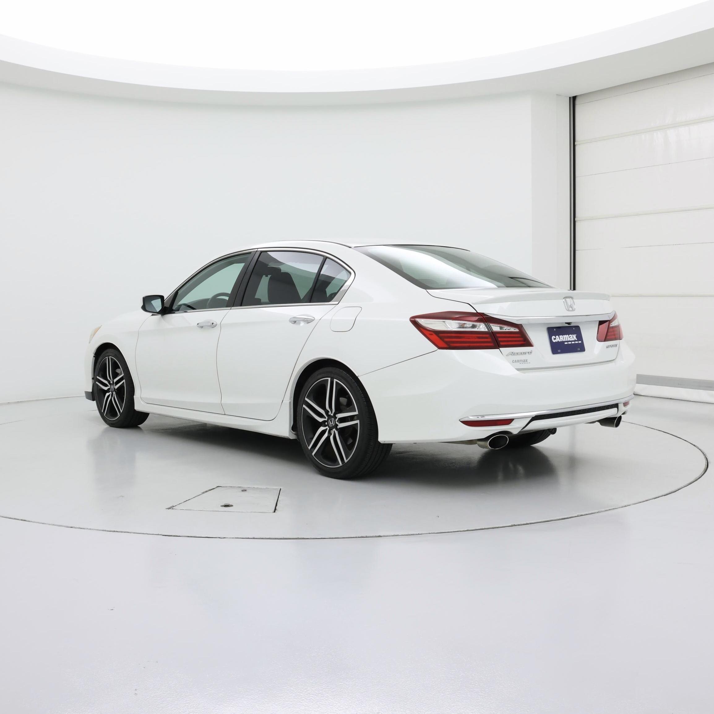 Thumbnail: 2017 Honda Accord - 2