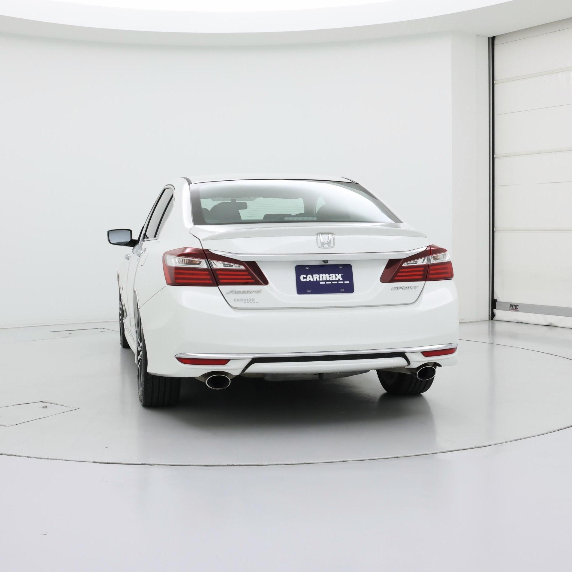 Thumbnail: 2017 Honda Accord - 6