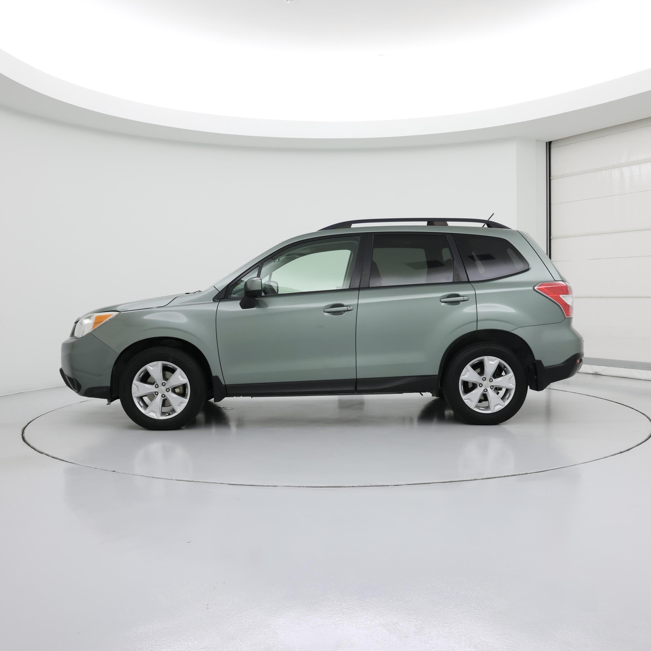 Thumbnail: 2015 Subaru Forester - 3