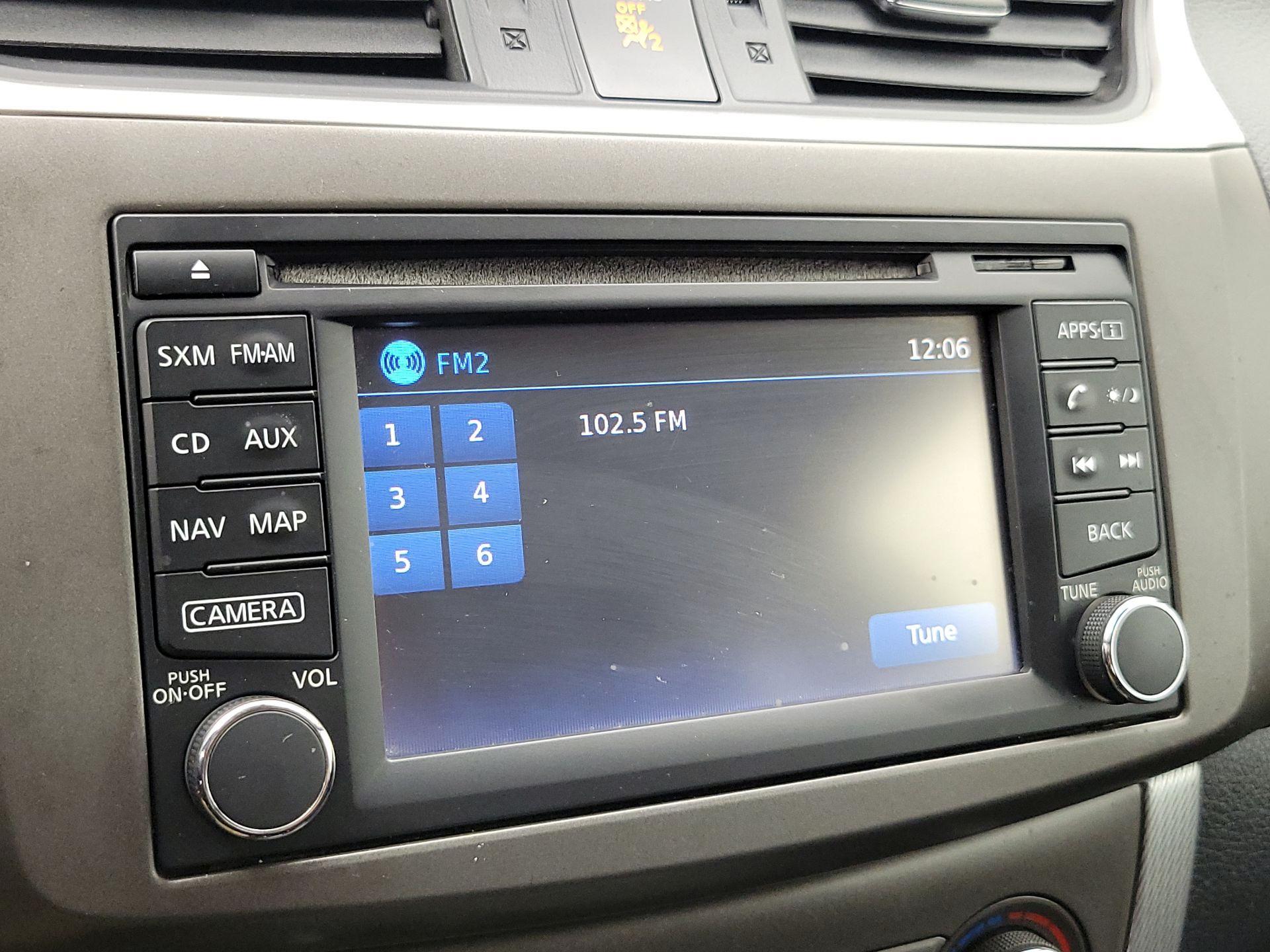 Thumbnail: 2014 Nissan Sentra - 16