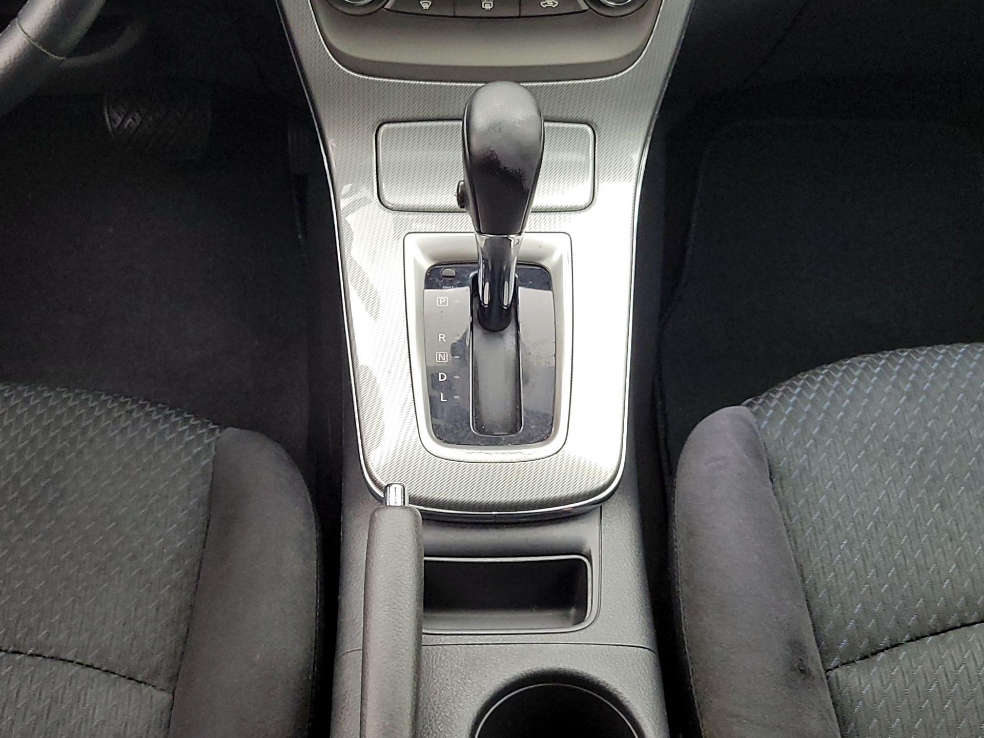 Thumbnail: 2014 Nissan Sentra - 18
