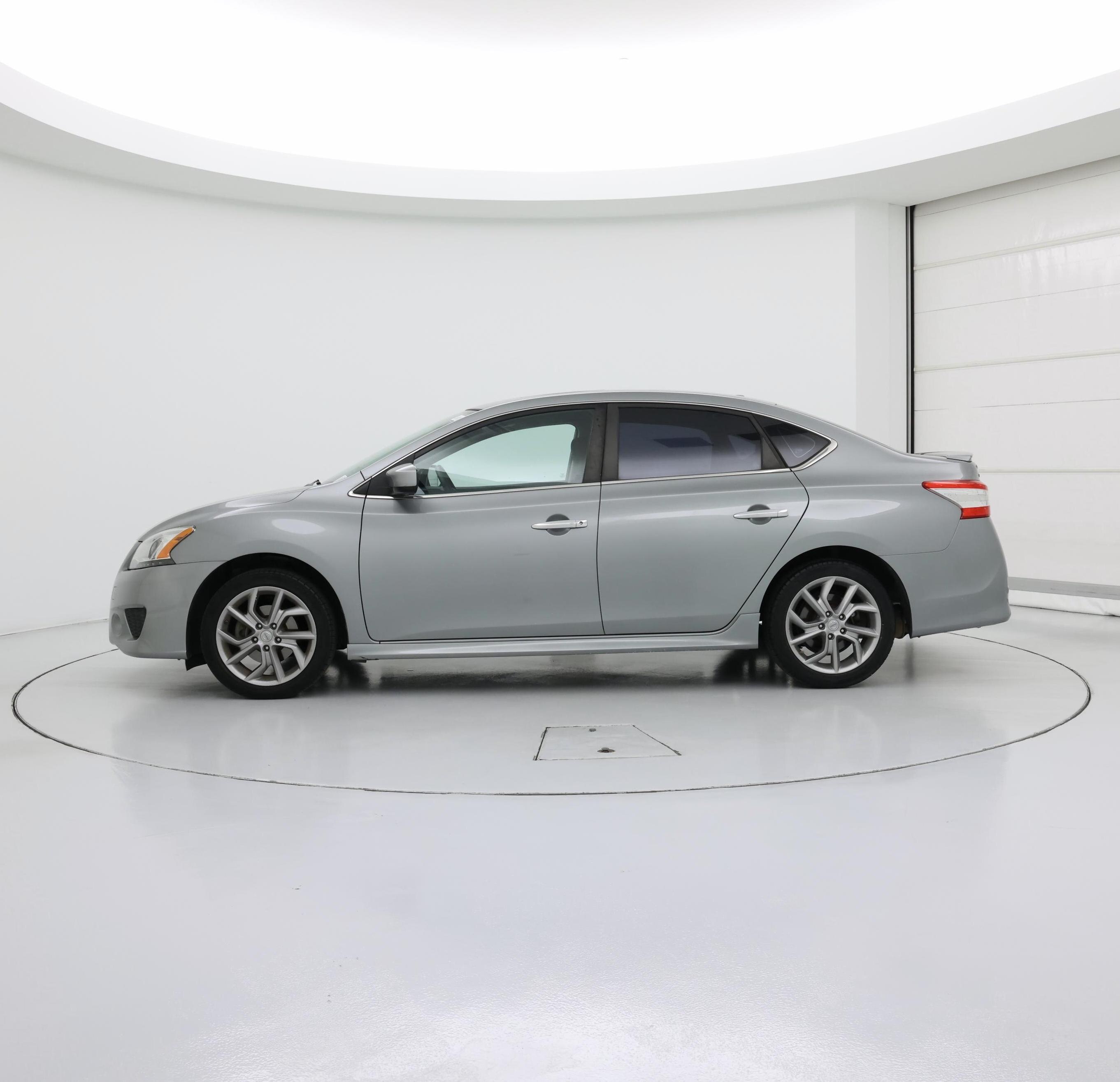 Thumbnail: 2014 Nissan Sentra - 3