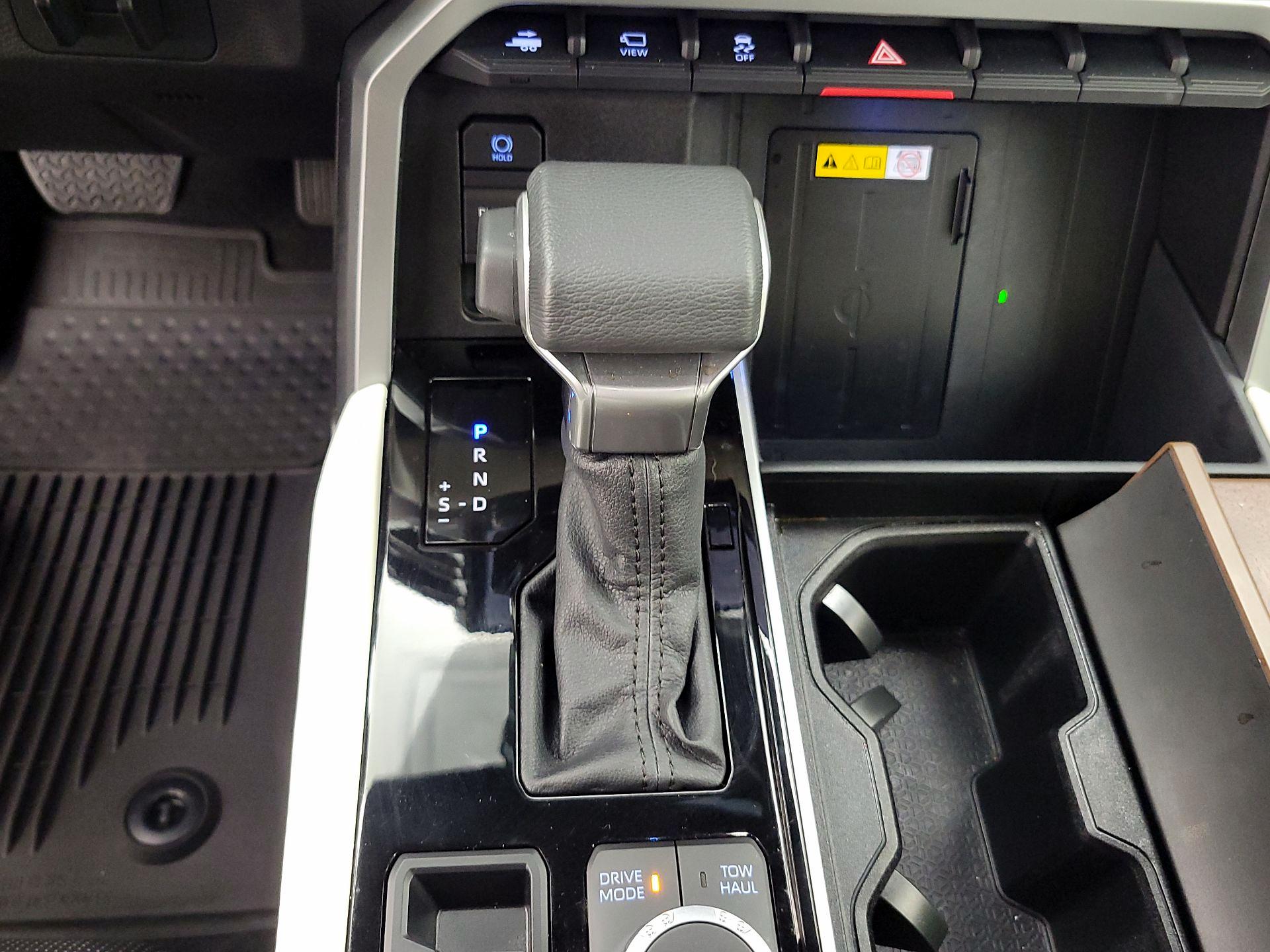 Thumbnail: 2024 Toyota Sequoia - 17