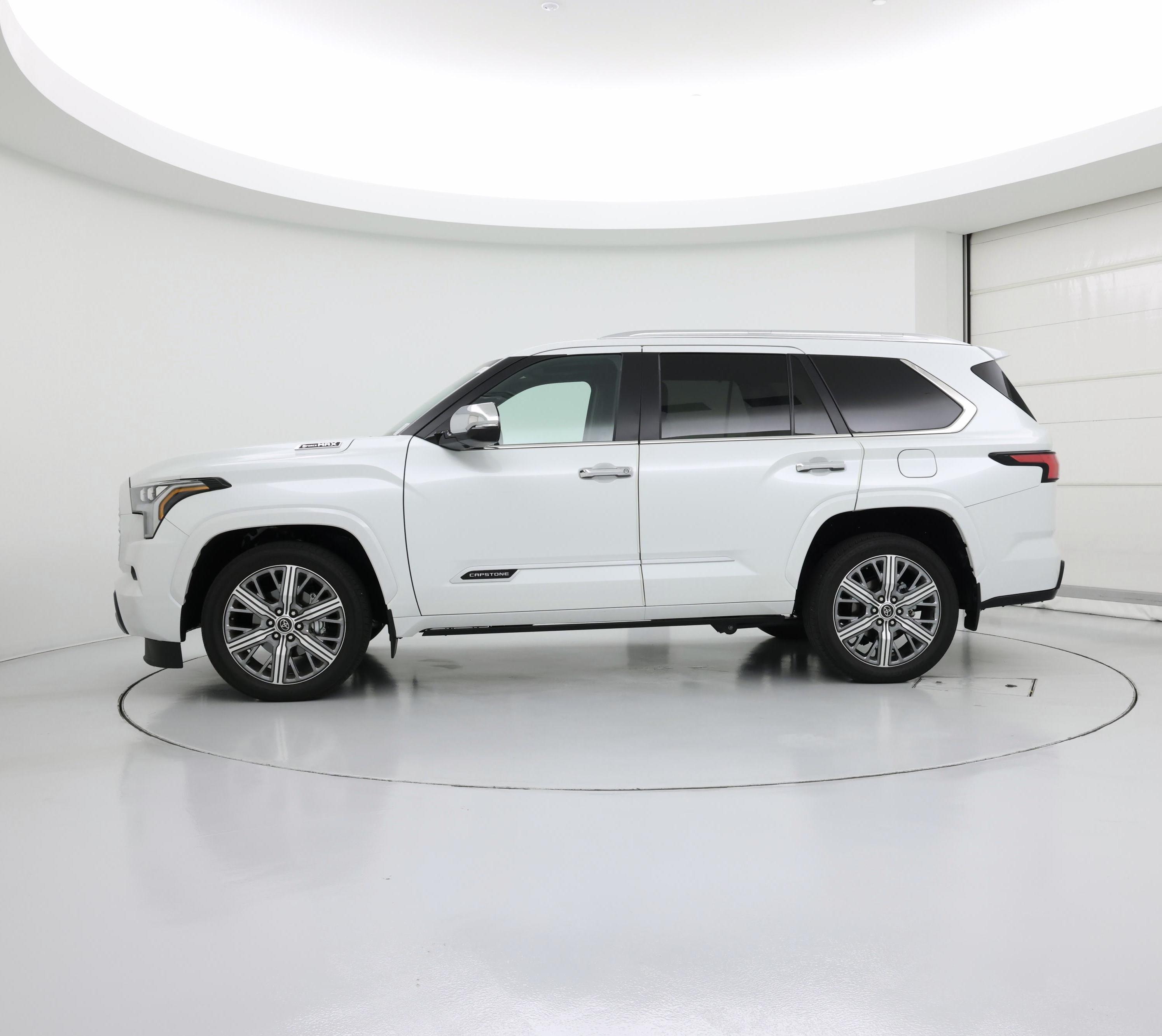 Thumbnail: 2024 Toyota Sequoia - 3