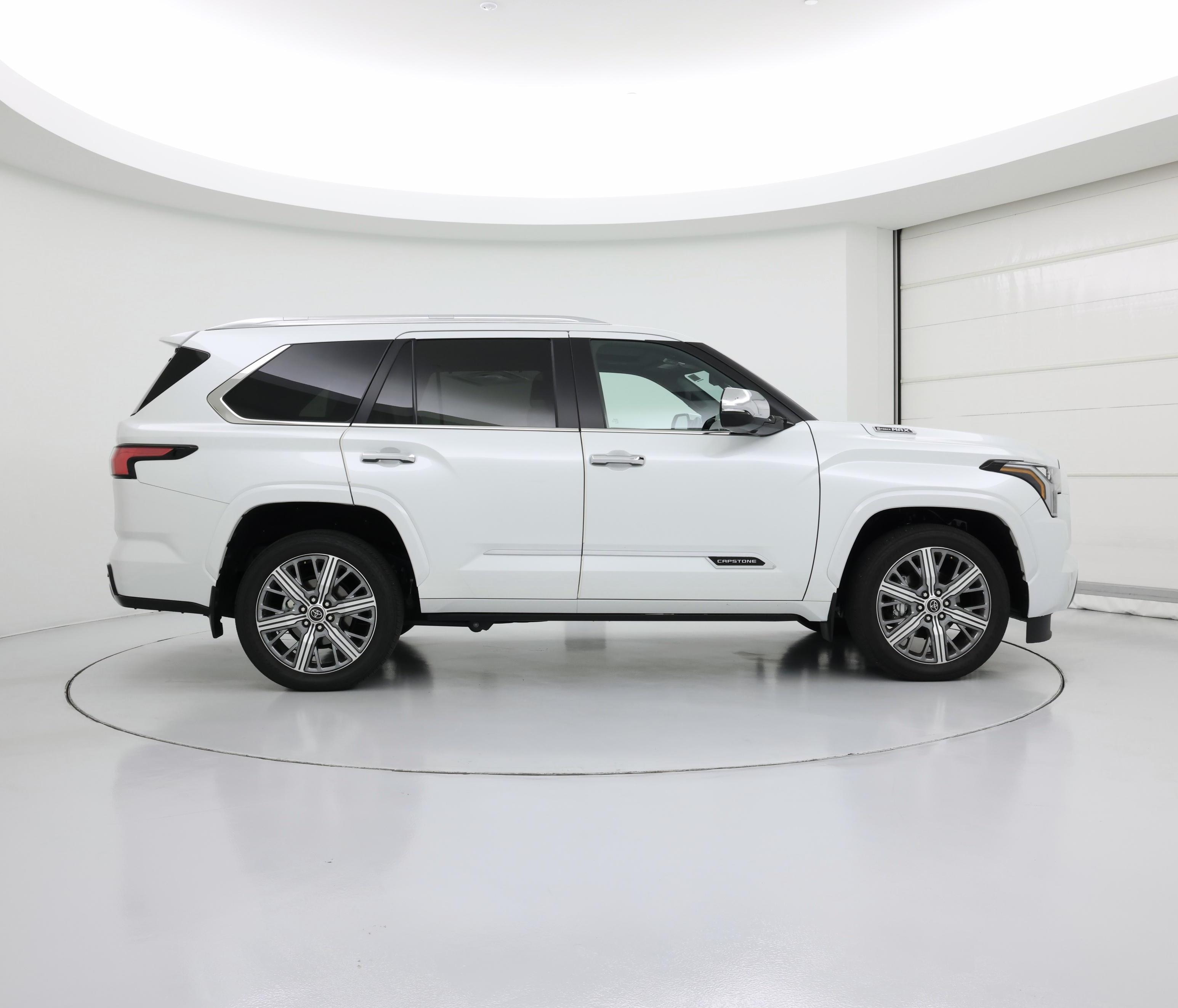 Thumbnail: 2024 Toyota Sequoia - 7