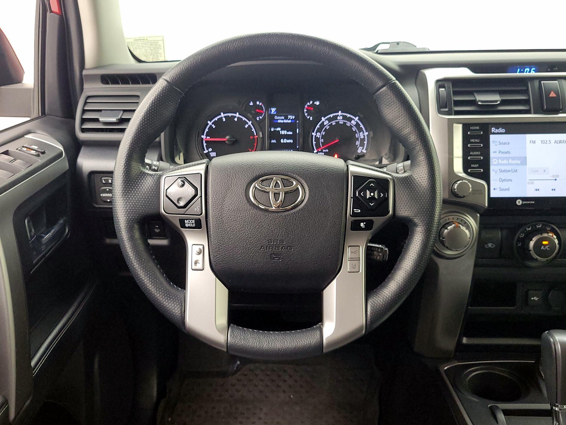 Thumbnail: 2023 Toyota 4Runner - 10