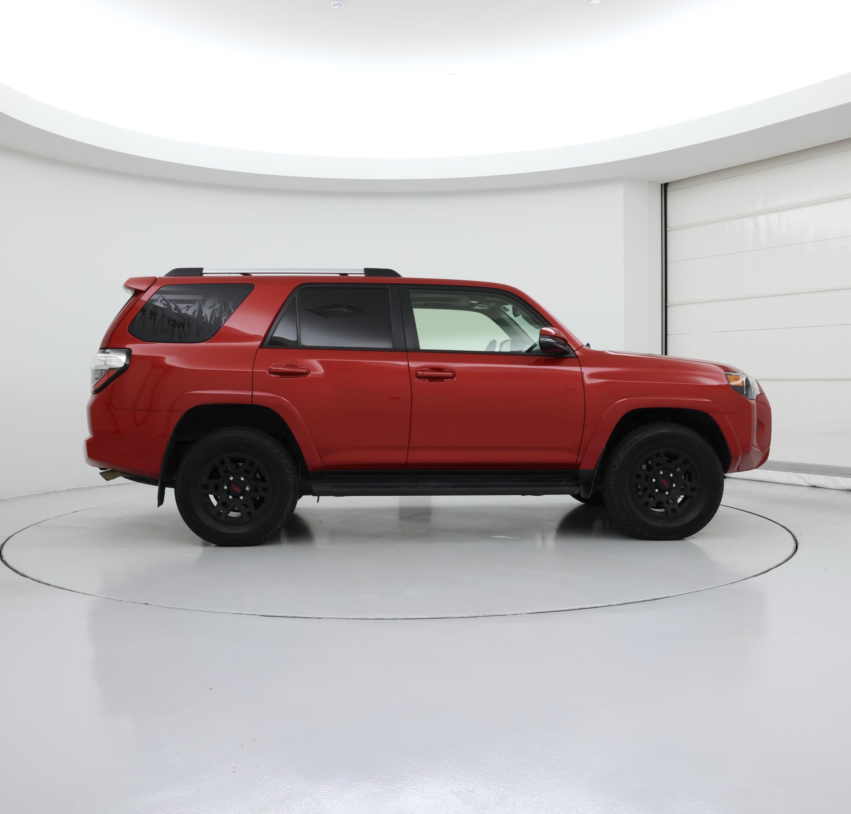 Thumbnail: 2023 Toyota 4Runner - 7