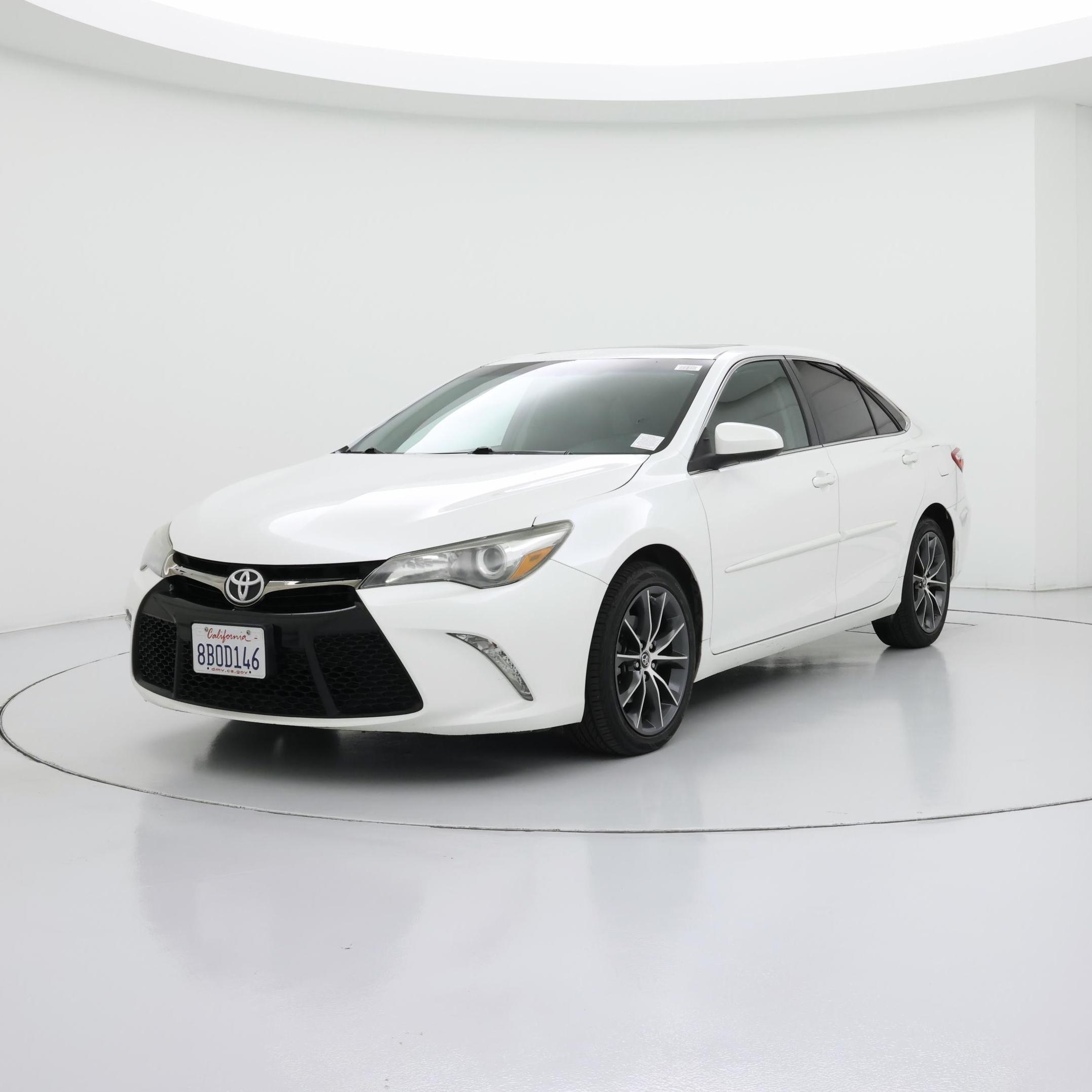 Thumbnail: 2016 Toyota Camry - 4