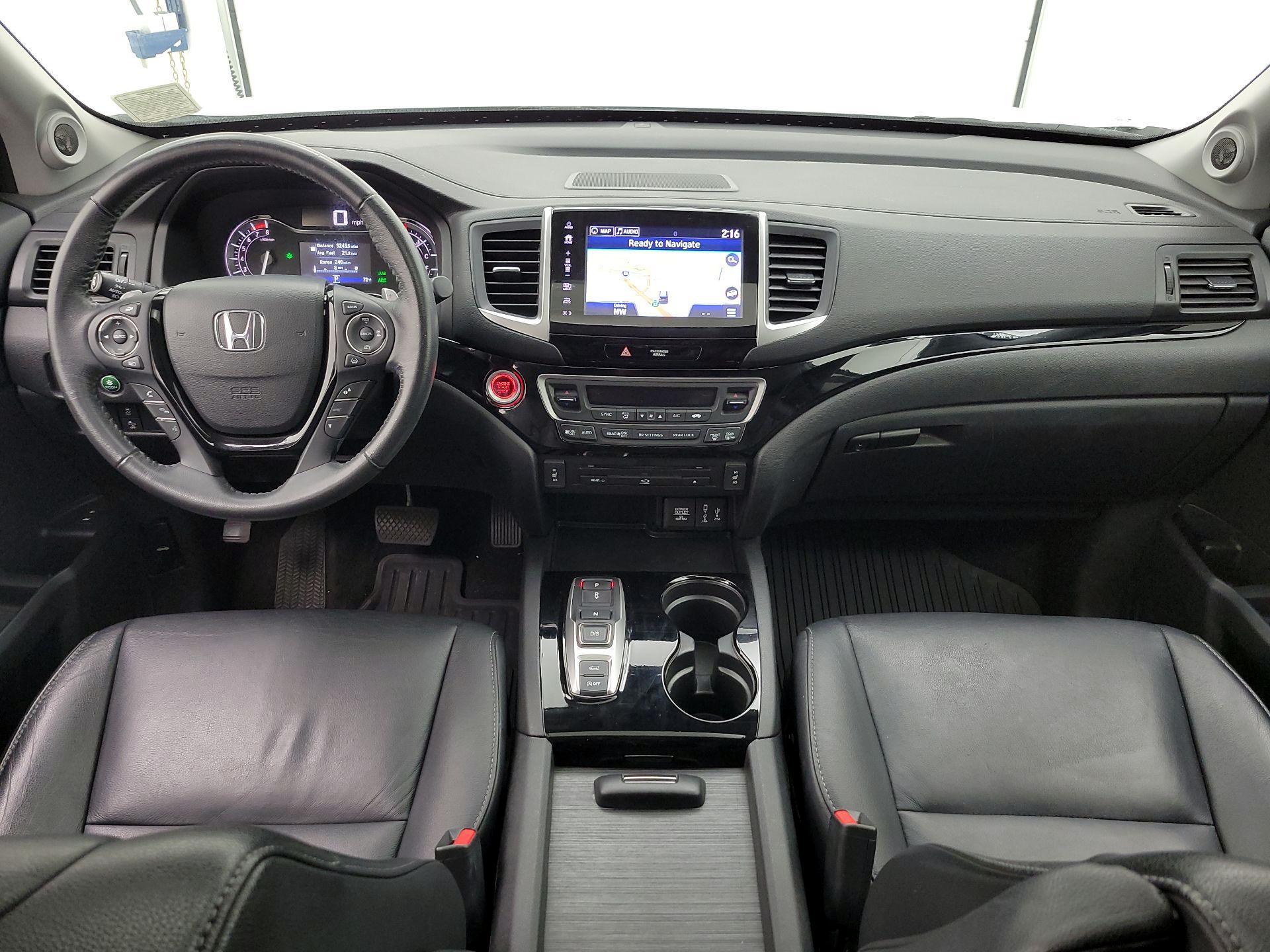 Thumbnail: 2017 Honda Pilot - 9