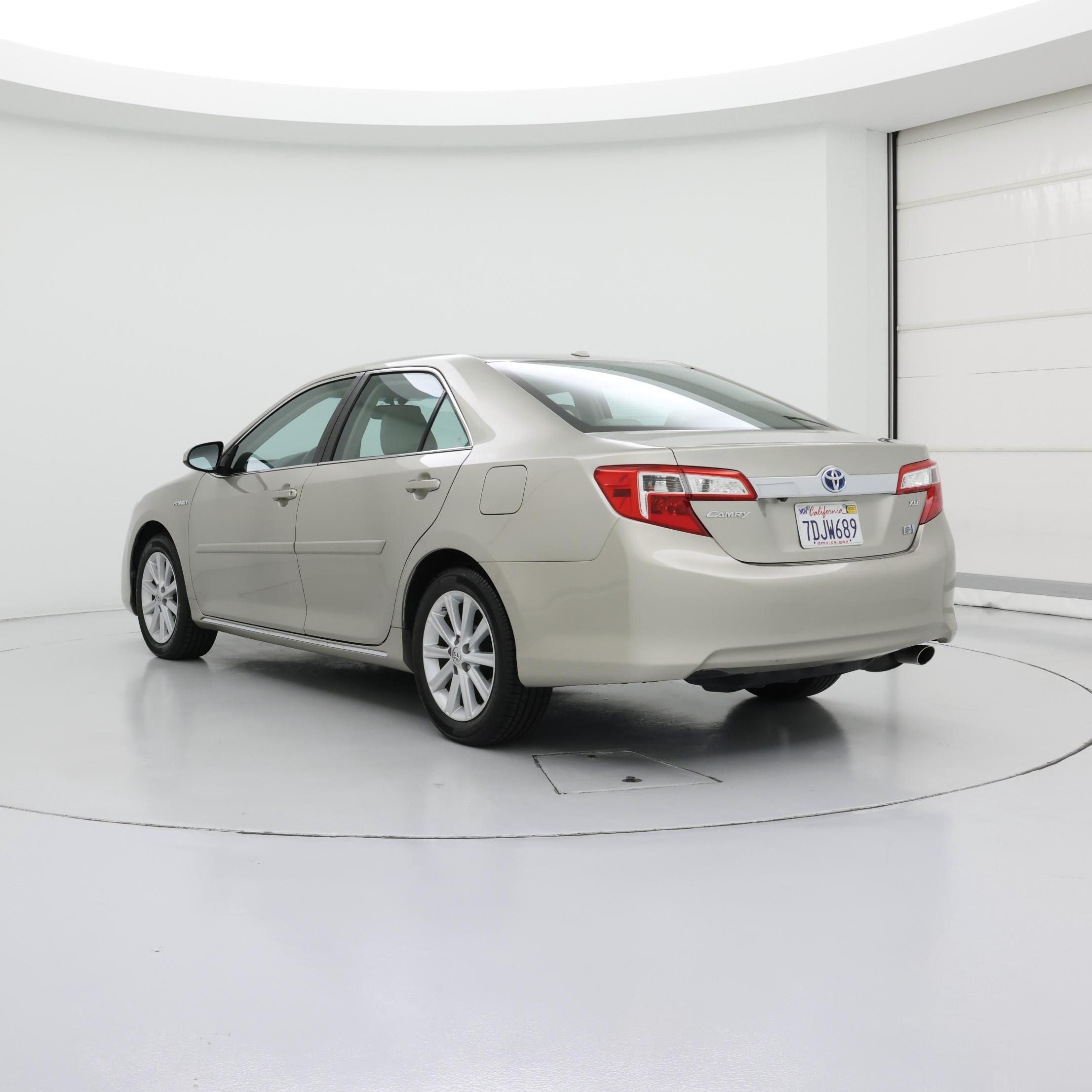 Thumbnail: 2014 Toyota Camry - 2