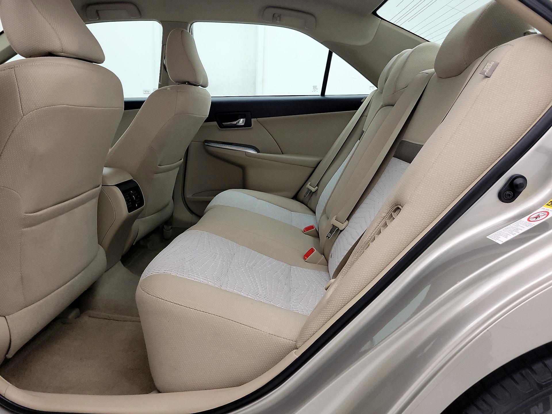 Thumbnail: 2014 Toyota Camry - 19