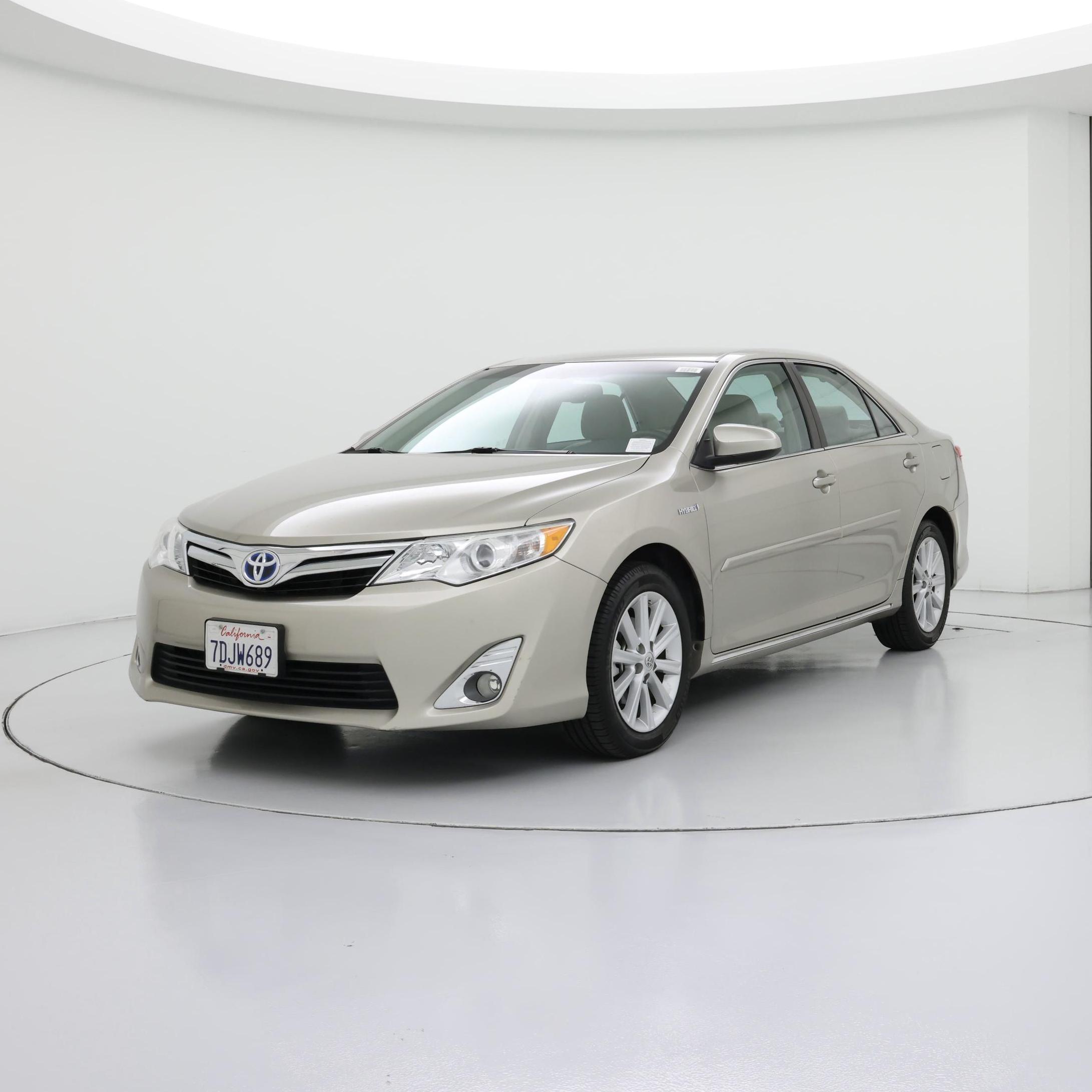 Thumbnail: 2014 Toyota Camry - 4