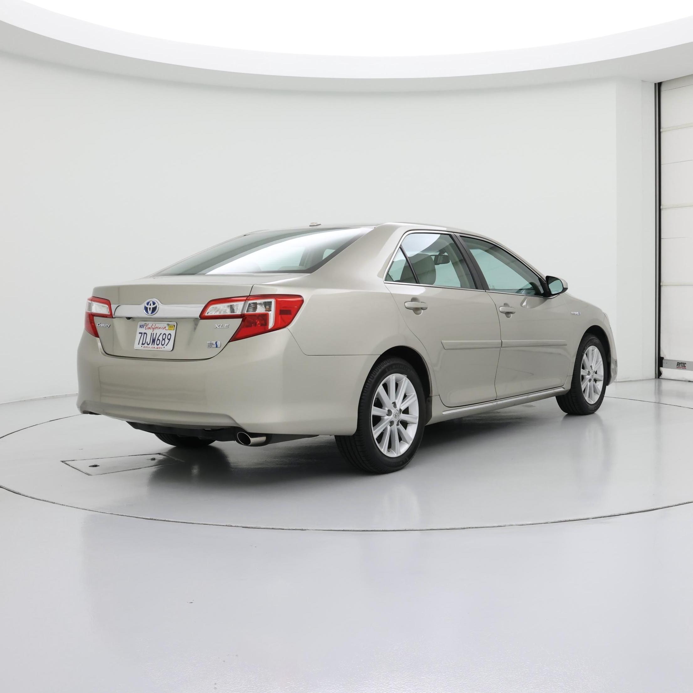 Thumbnail: 2014 Toyota Camry - 8