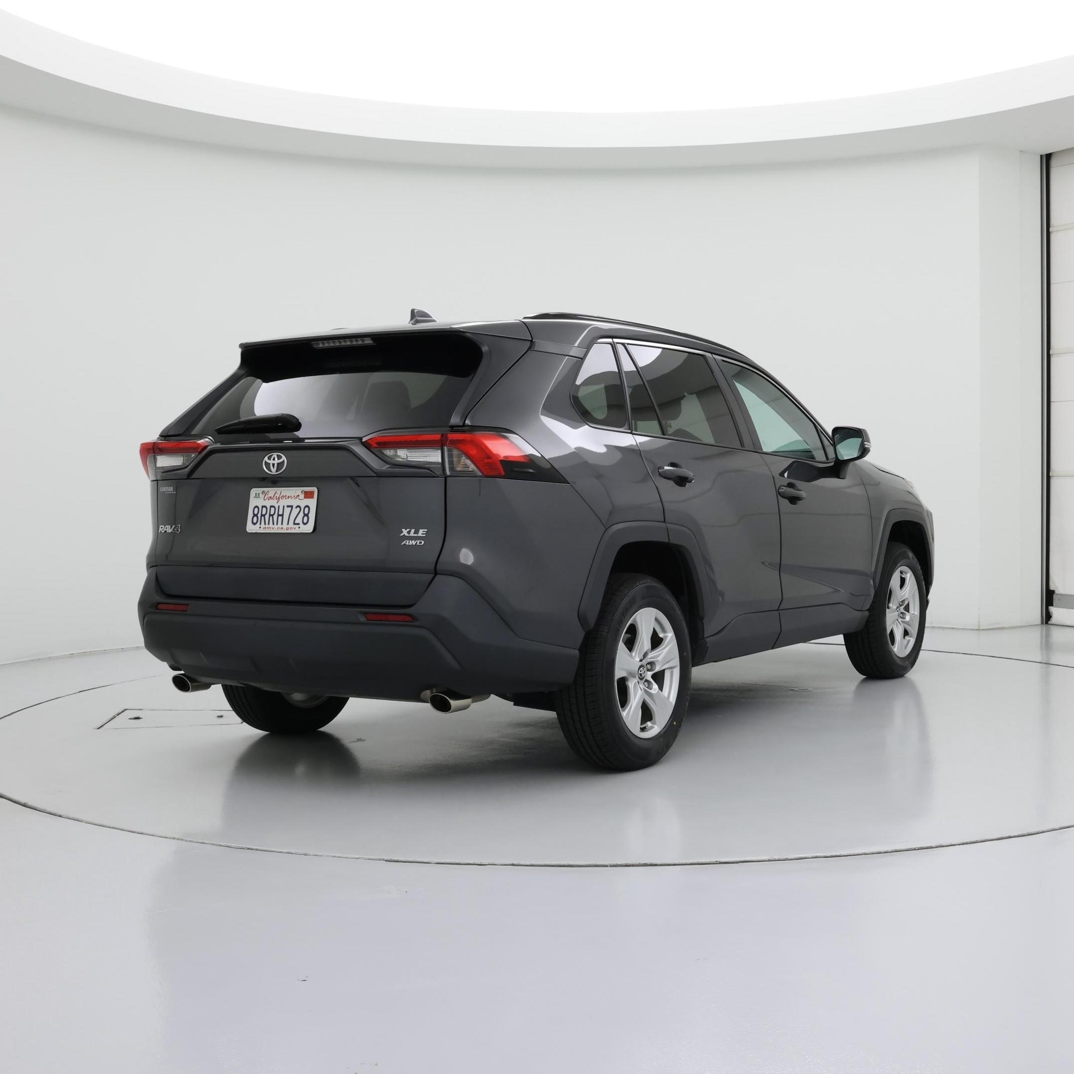 Thumbnail: 2020 Toyota RAV4 - 8