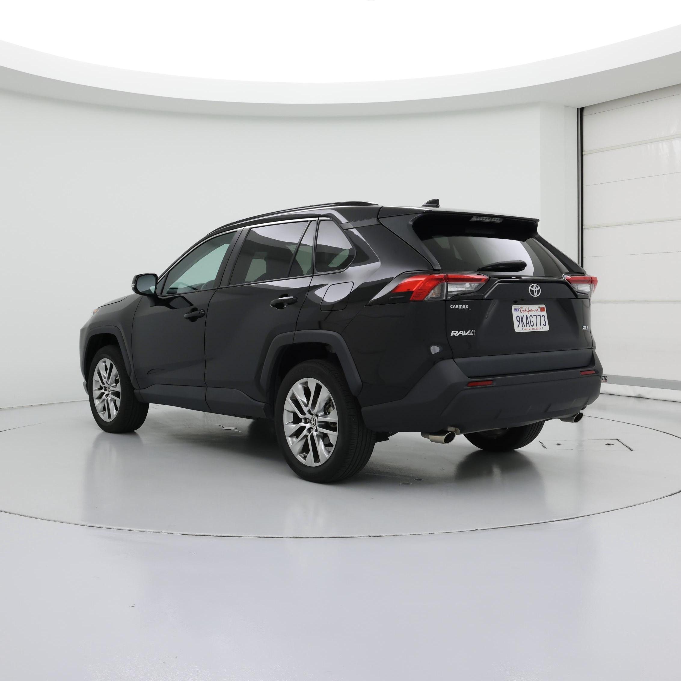 Thumbnail: 2021 Toyota RAV4 - 2