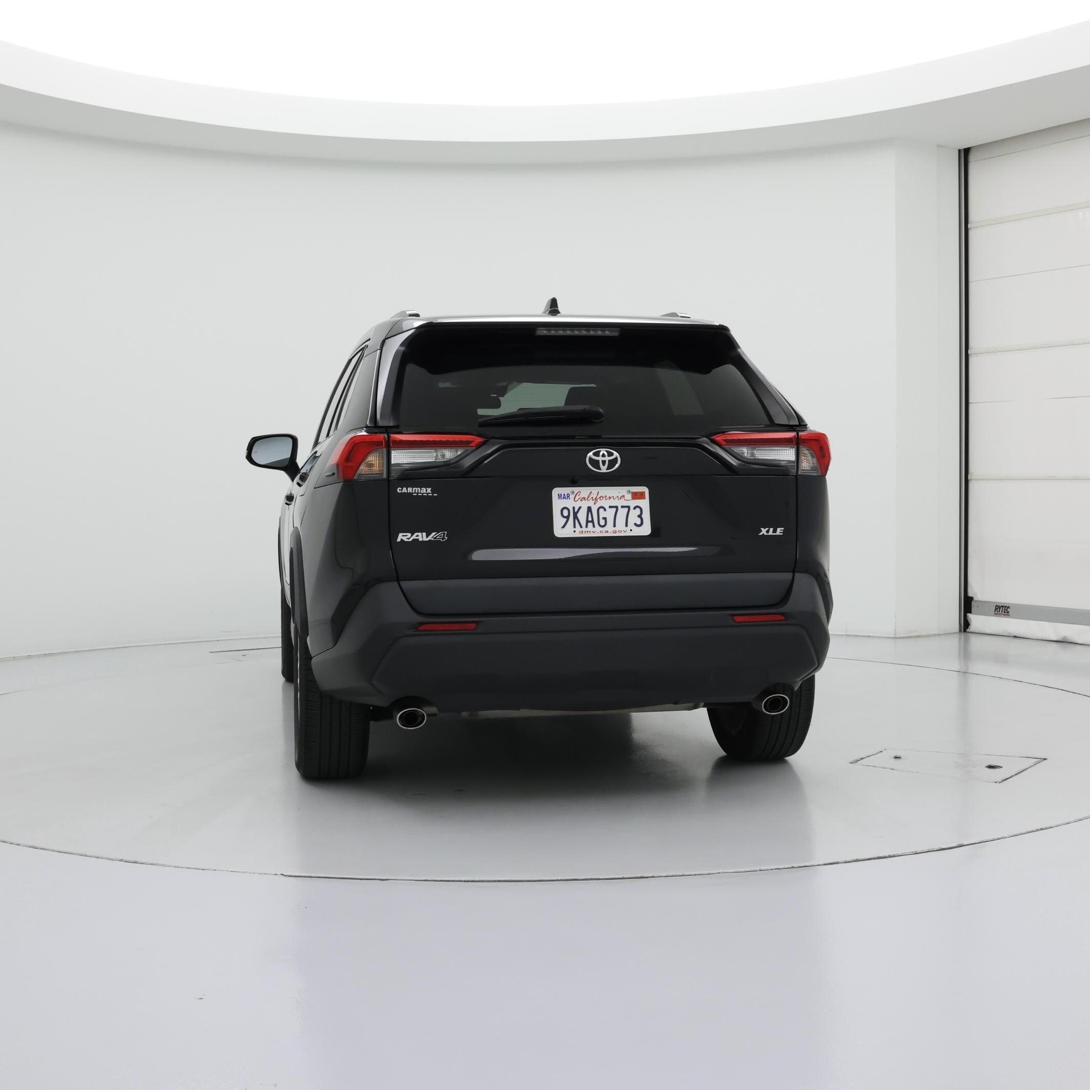 Thumbnail: 2021 Toyota RAV4 - 6