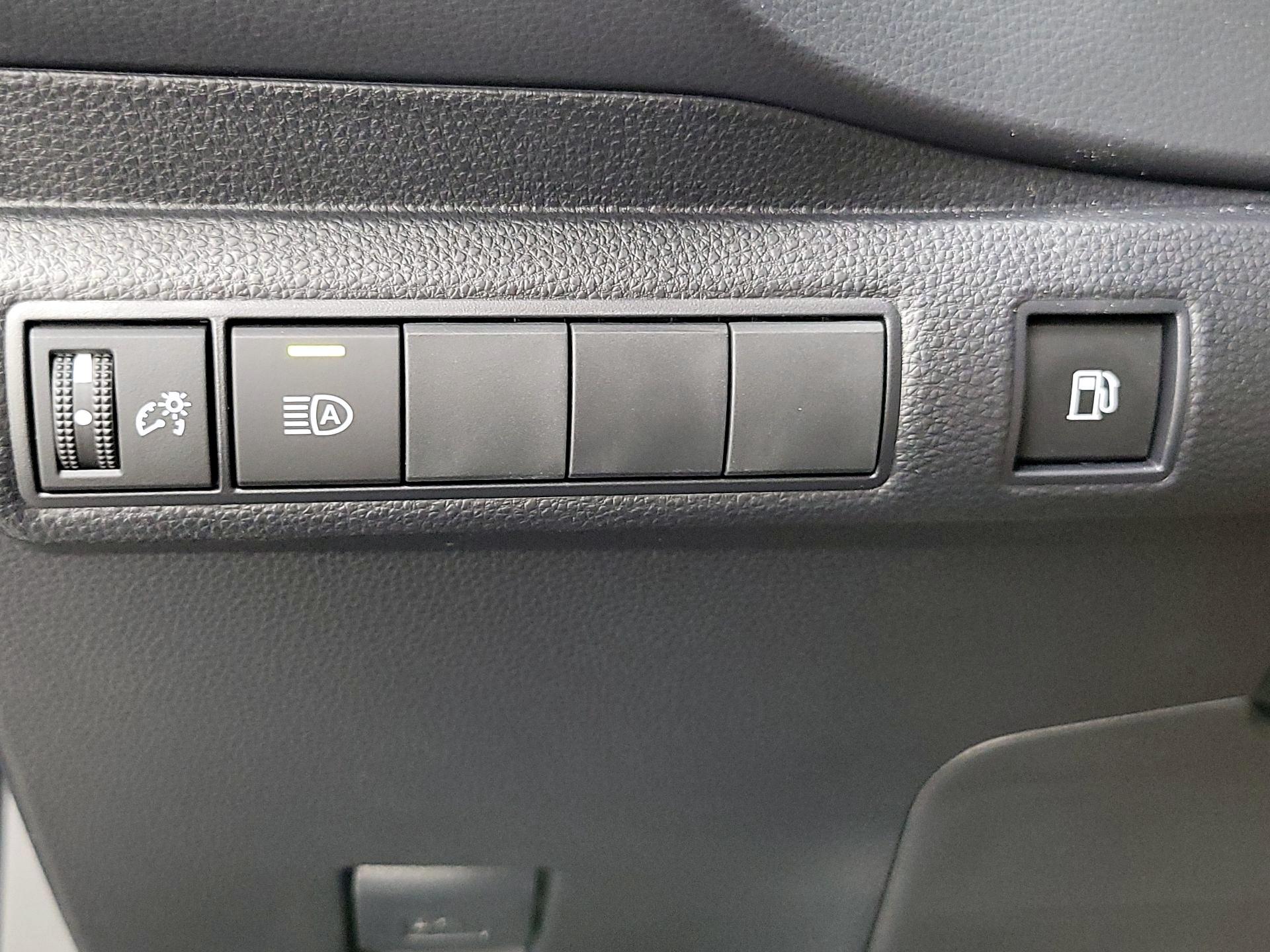 Thumbnail: 2024 Toyota Corolla - 13