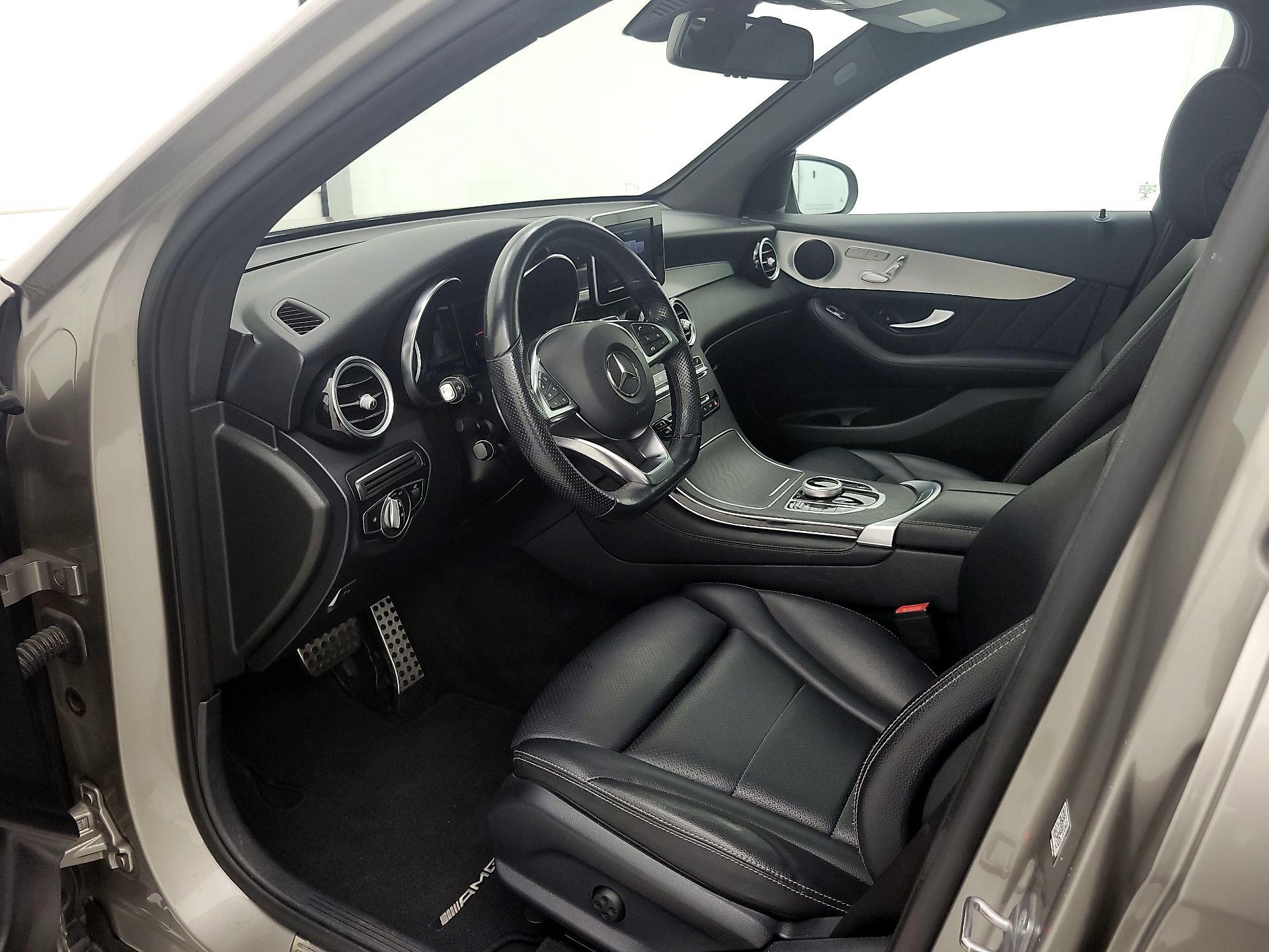 Thumbnail: 2019 Mercedes-Benz GLC - 11