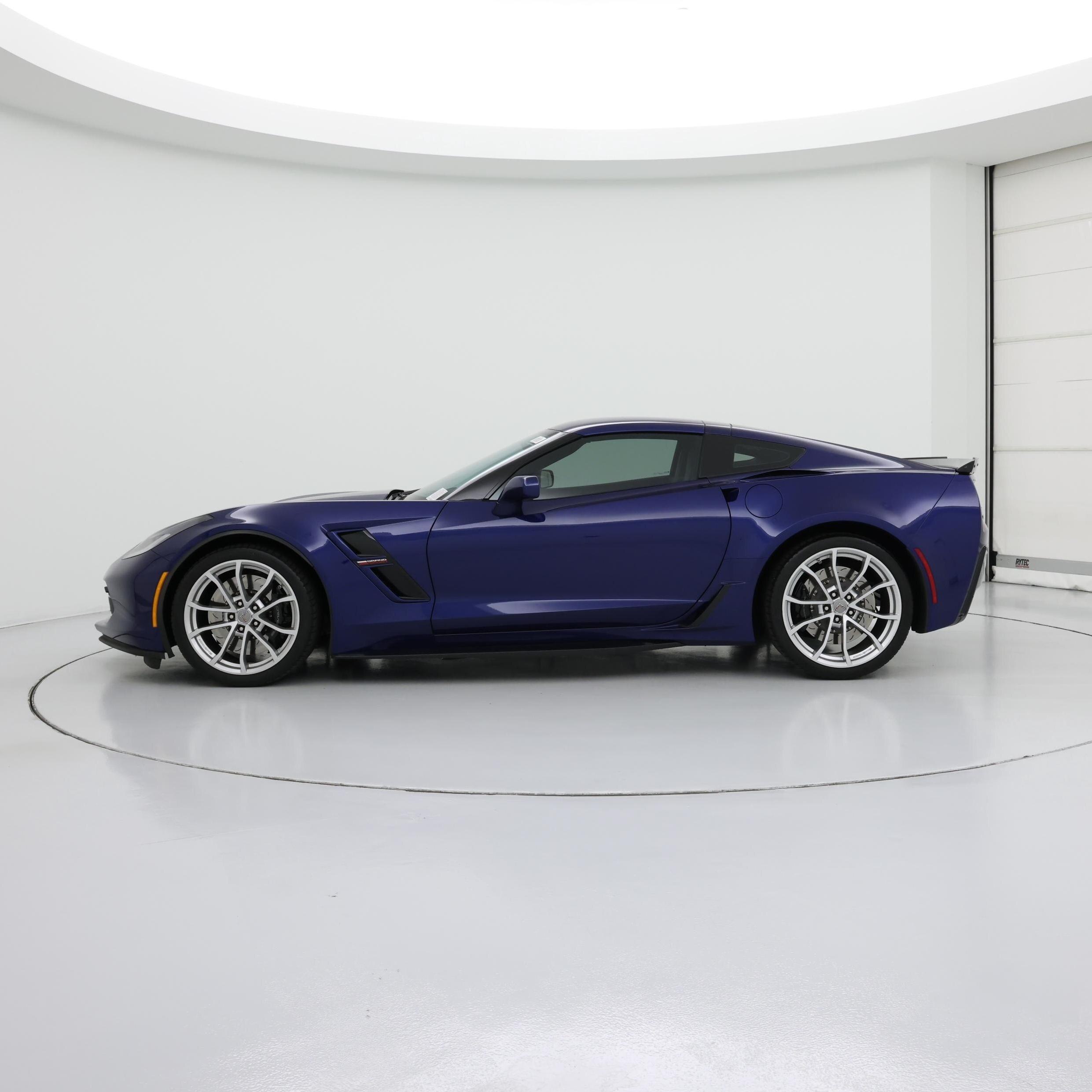 Thumbnail: 2018 Chevrolet Corvette - 3