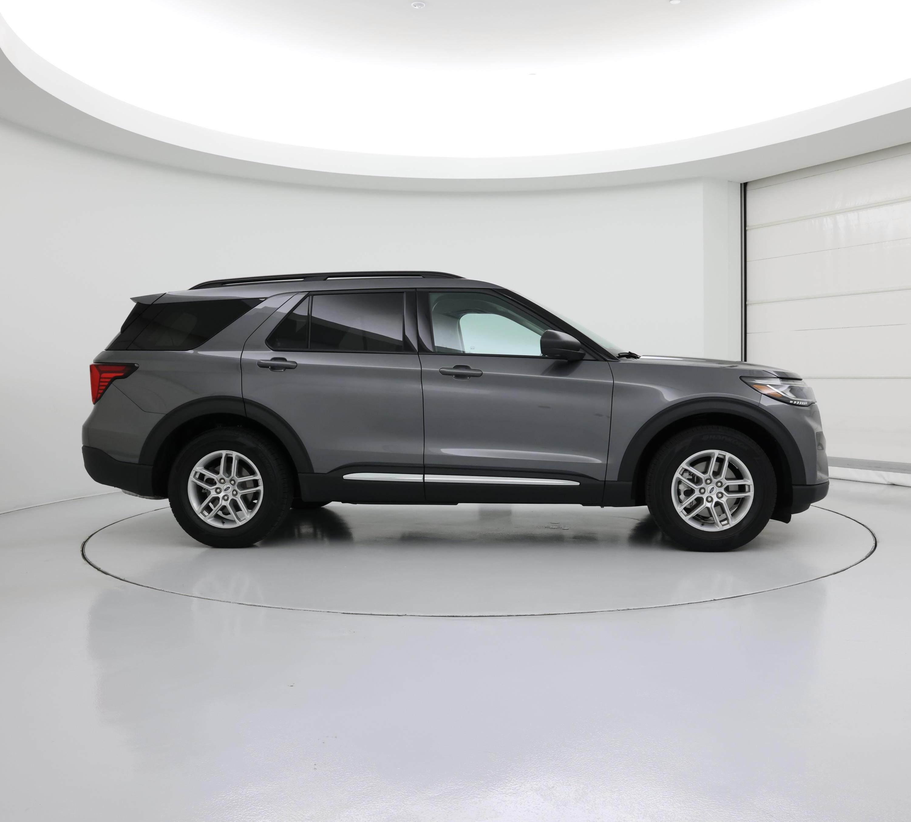 Thumbnail: 2025 Ford Explorer - 7
