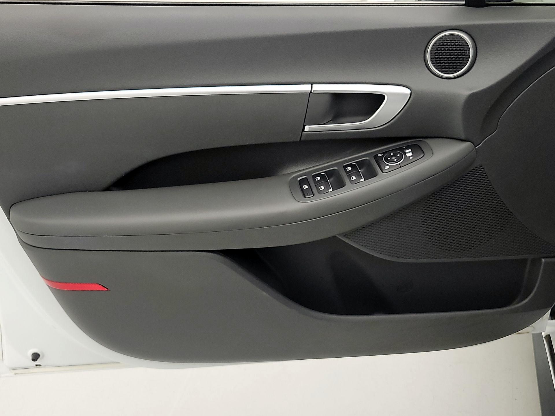 Thumbnail: 2021 Hyundai Sonata - 12