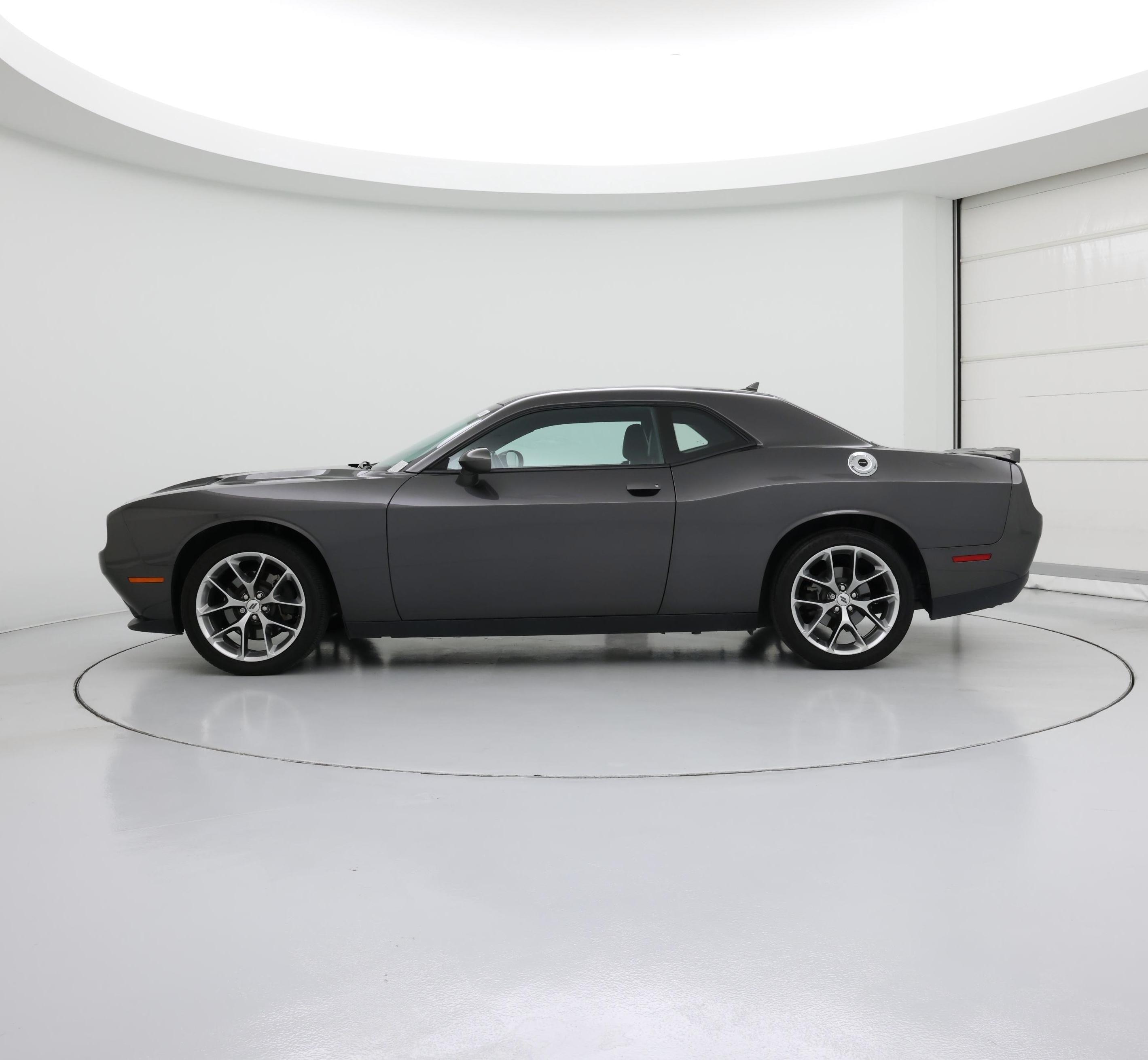 Thumbnail: 2020 Dodge Challenger - 3