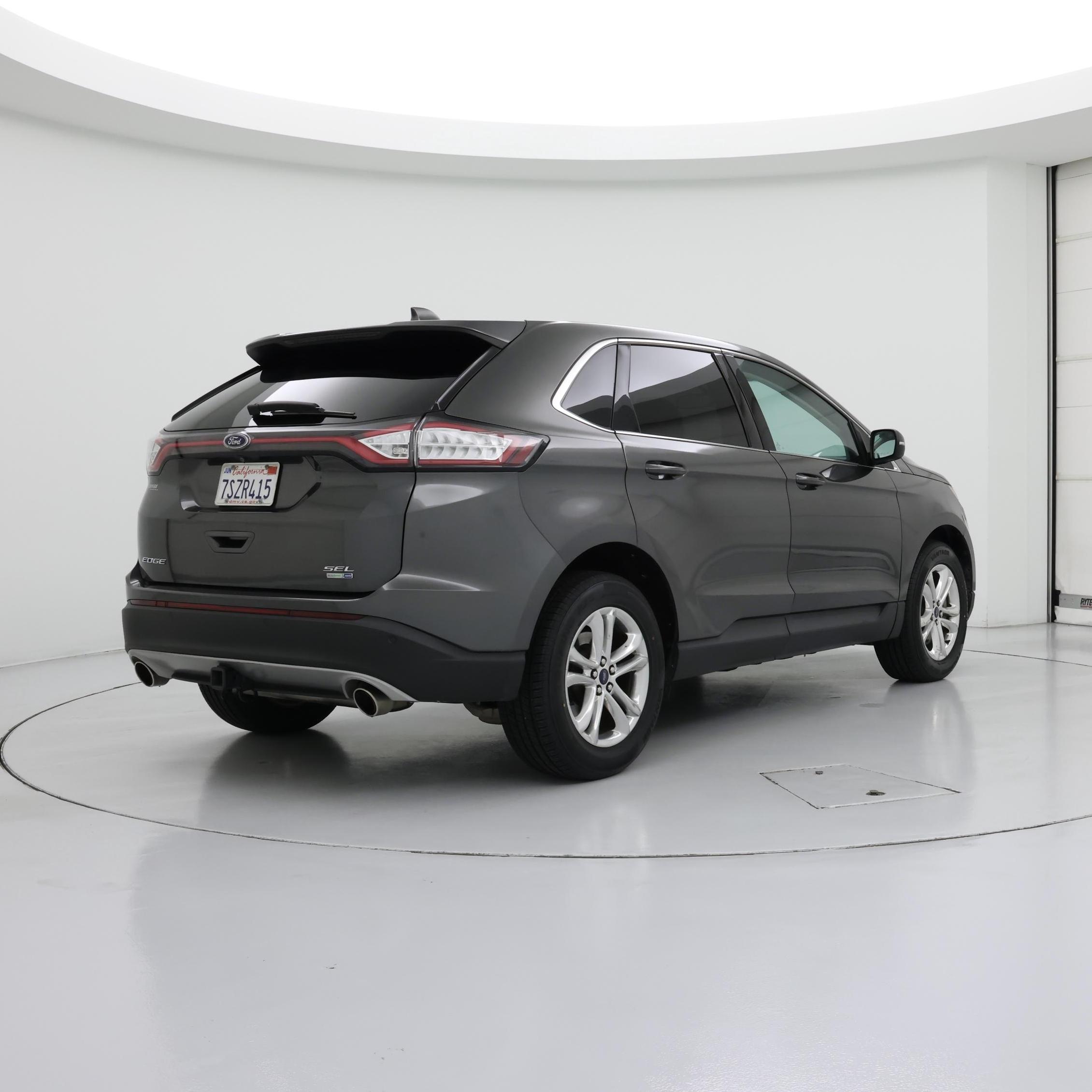 Thumbnail: 2016 Ford Edge - 8