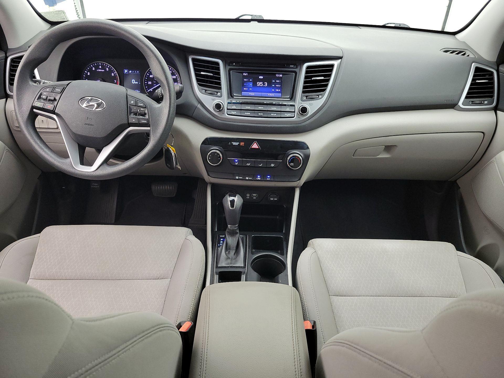 Thumbnail: 2017 Hyundai Tucson - 9