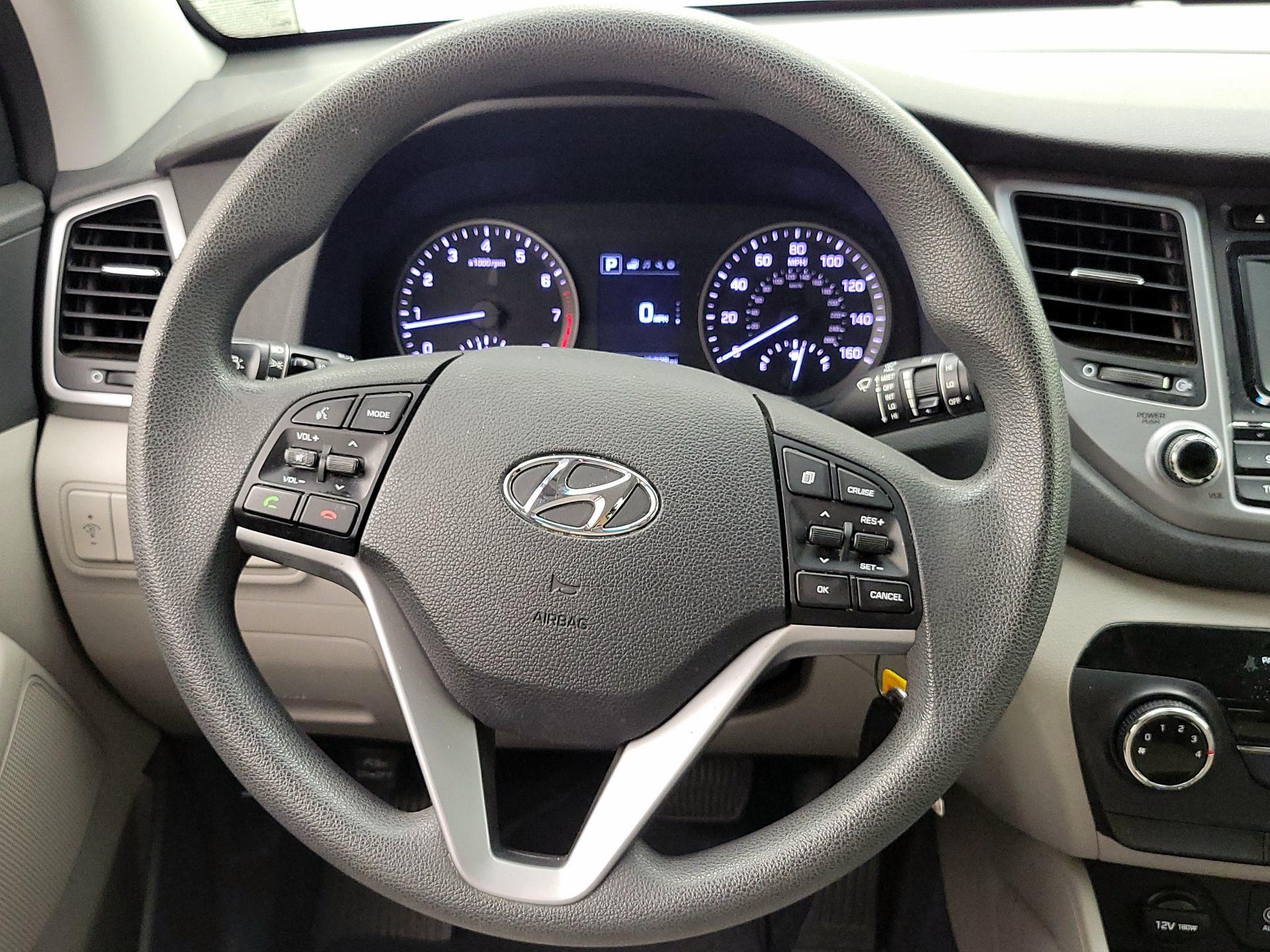 Thumbnail: 2017 Hyundai Tucson - 10