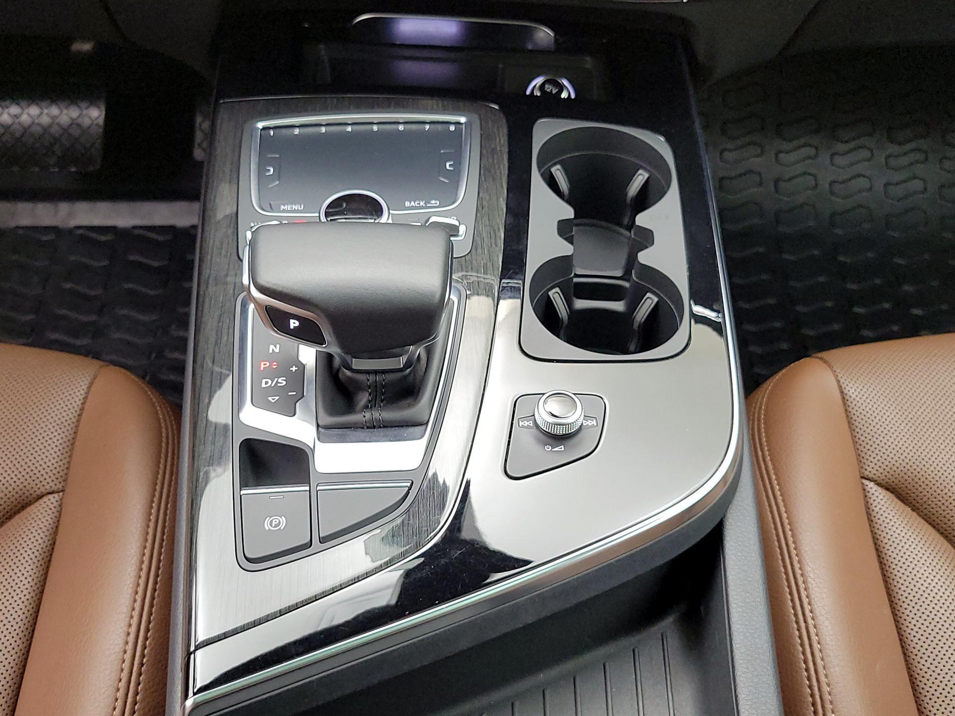 Thumbnail: 2018 Audi Q7 - 18