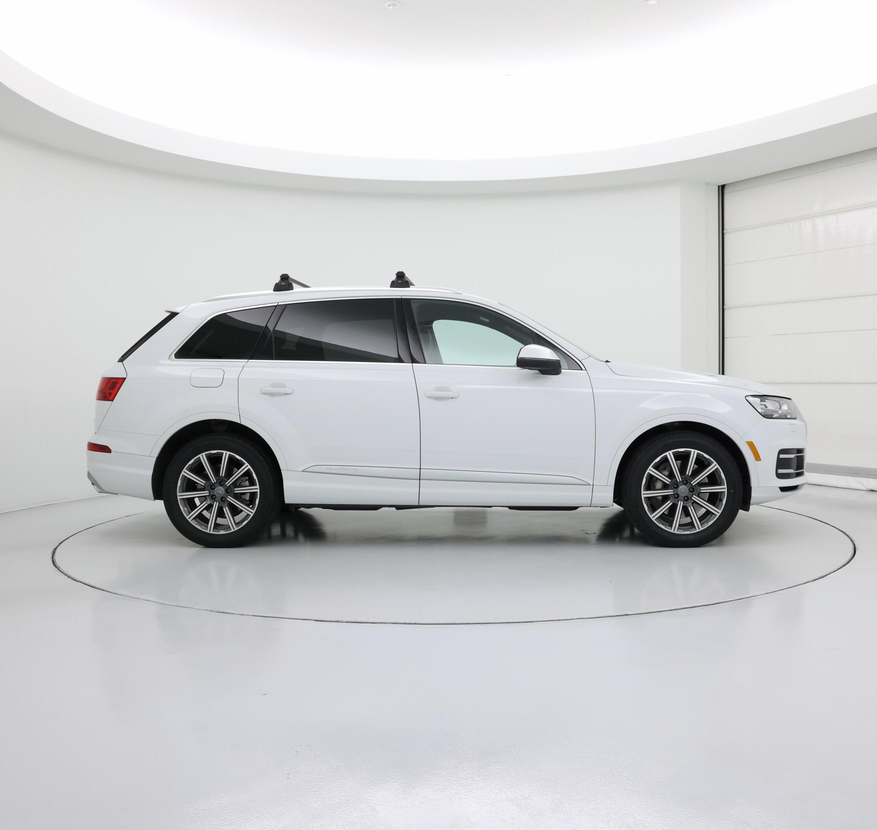Thumbnail: 2018 Audi Q7 - 7