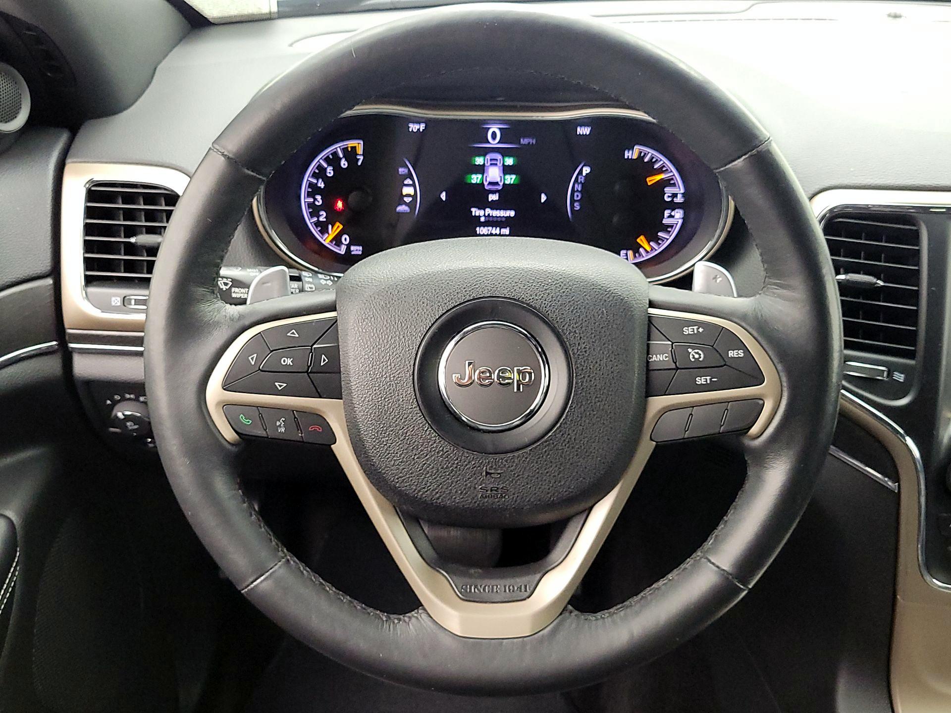 Thumbnail: 2015 Jeep Grand Cherokee - 10