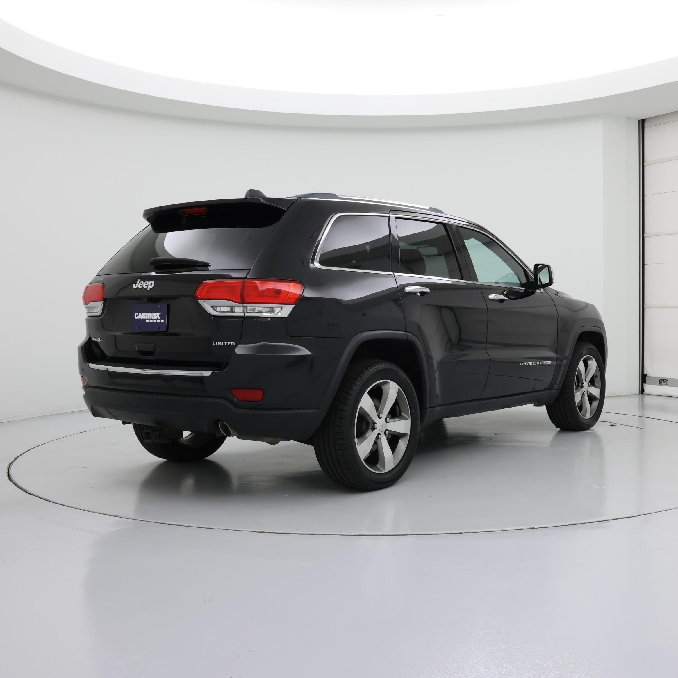 Thumbnail: 2015 Jeep Grand Cherokee - 8
