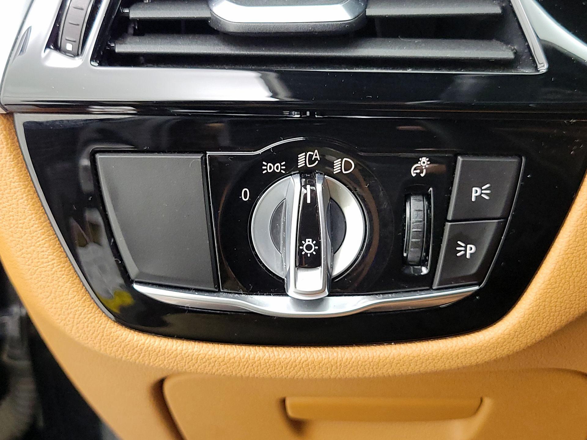 Thumbnail: 2020 BMW 5 Series - 13