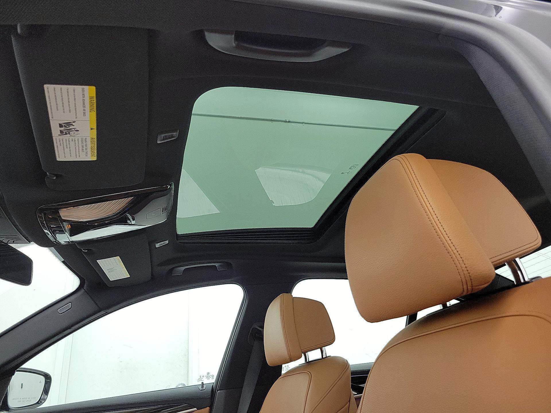 Thumbnail: 2020 BMW 5 Series - 20