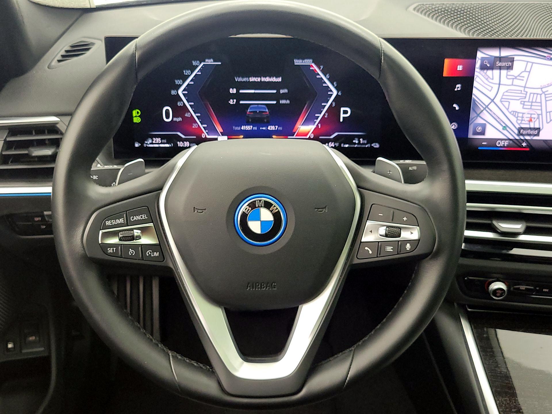 Thumbnail: 2023 BMW 3 Series - 10
