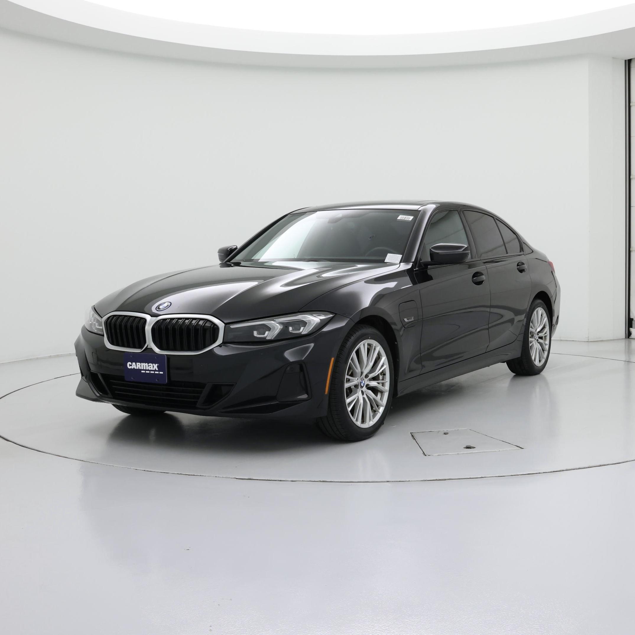 Thumbnail: 2023 BMW 3 Series - 4