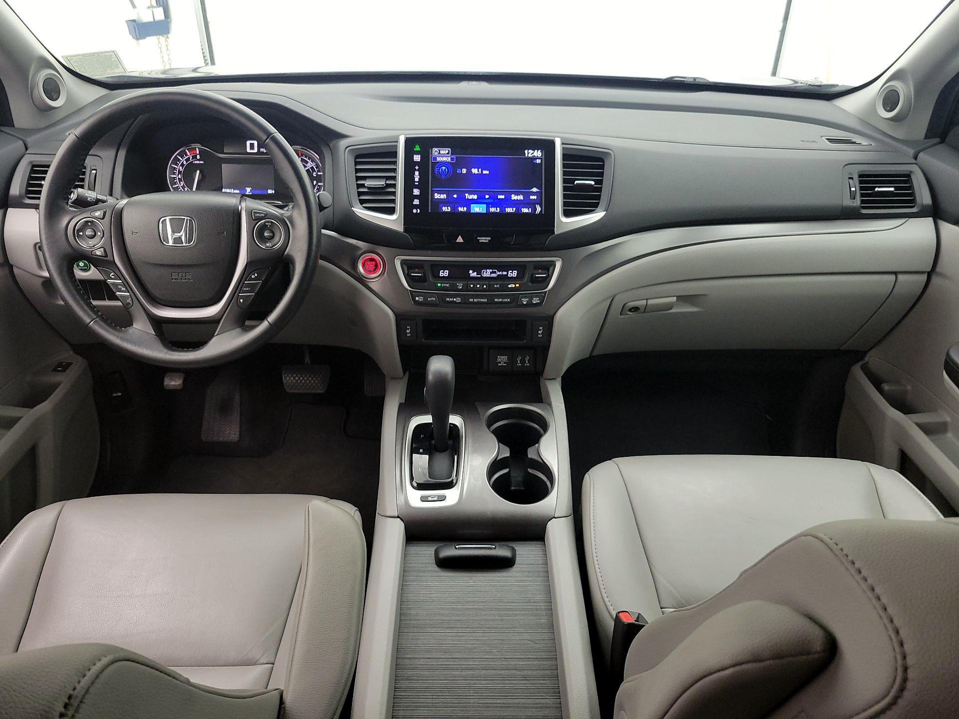 Thumbnail: 2016 Honda Pilot - 9