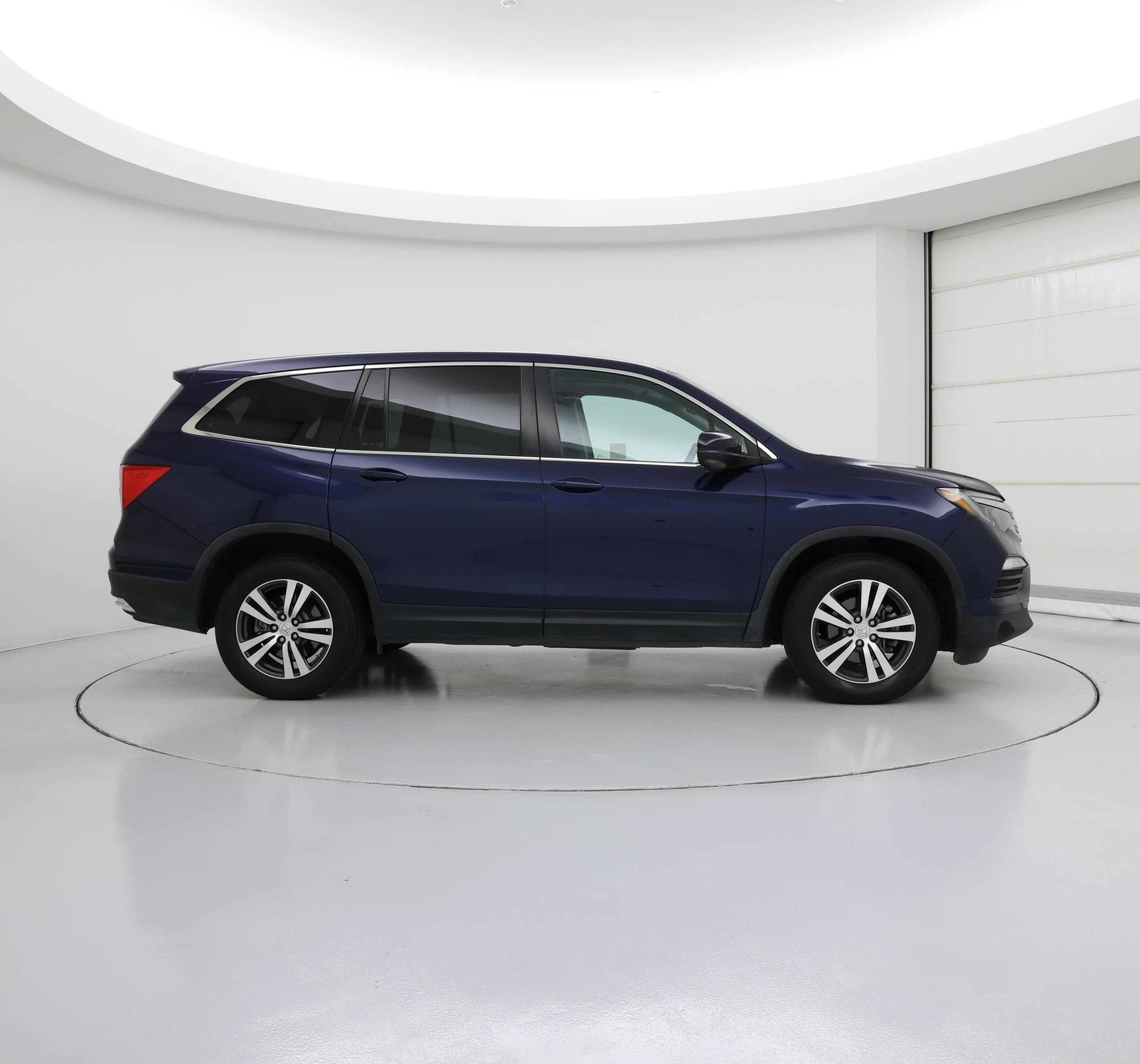 Thumbnail: 2016 Honda Pilot - 7