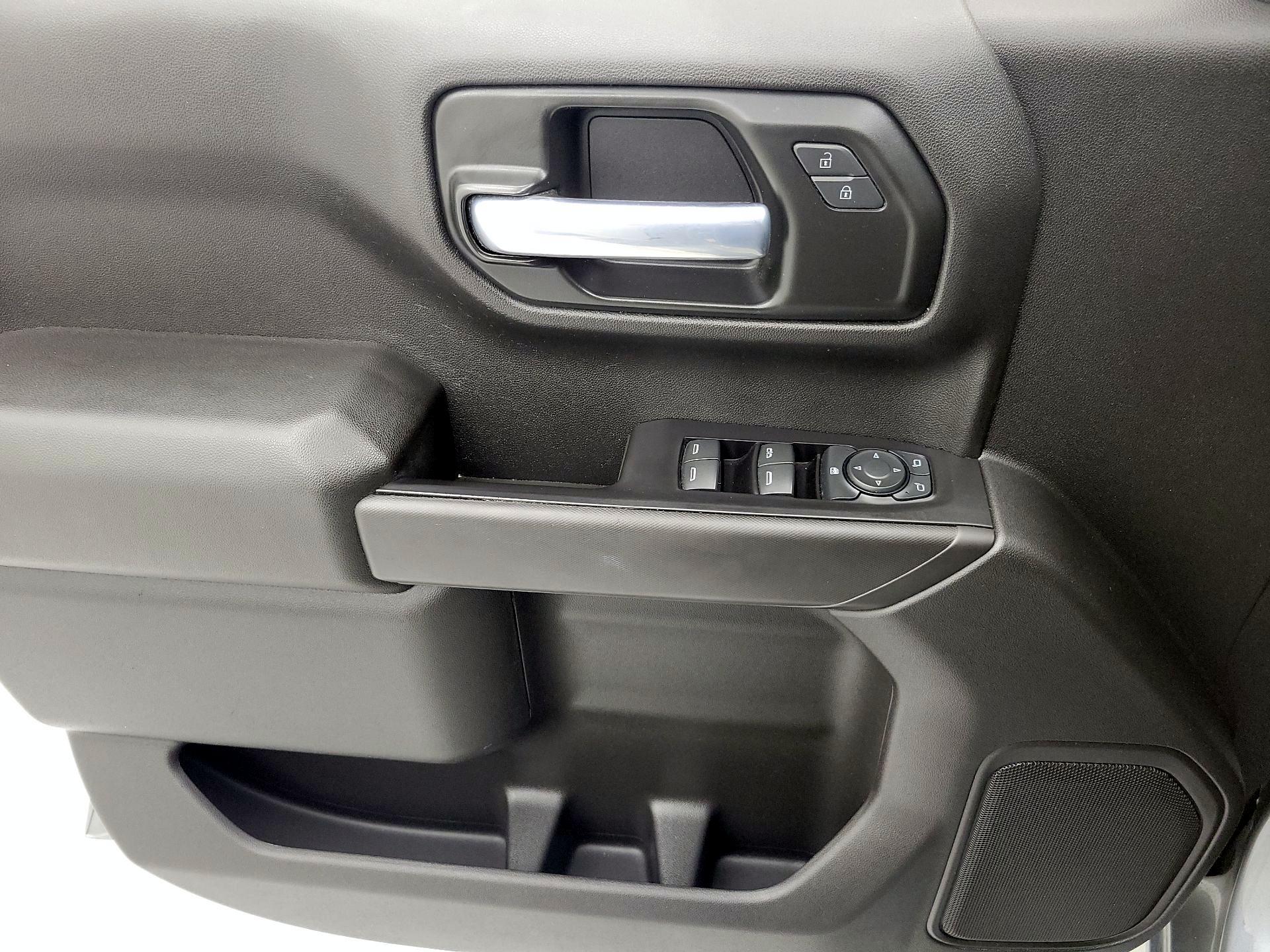 Thumbnail: 2021 Chevrolet Silverado 1500 - 12