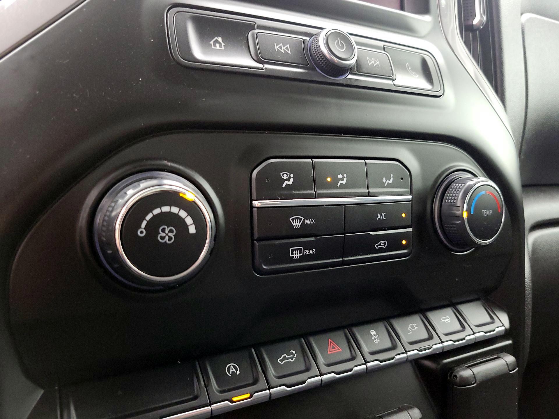 Thumbnail: 2021 Chevrolet Silverado 1500 - 16