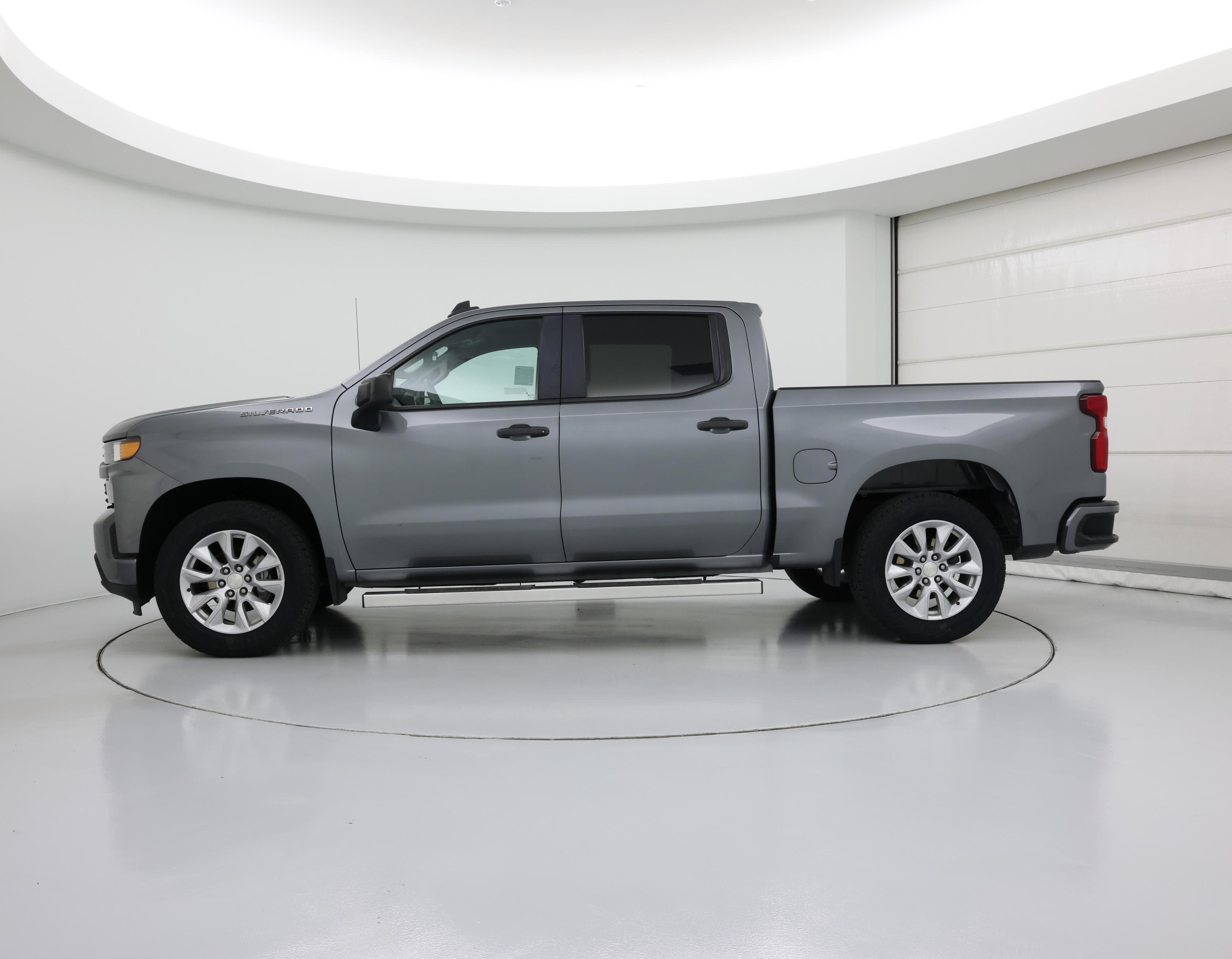 Thumbnail: 2021 Chevrolet Silverado 1500 - 3