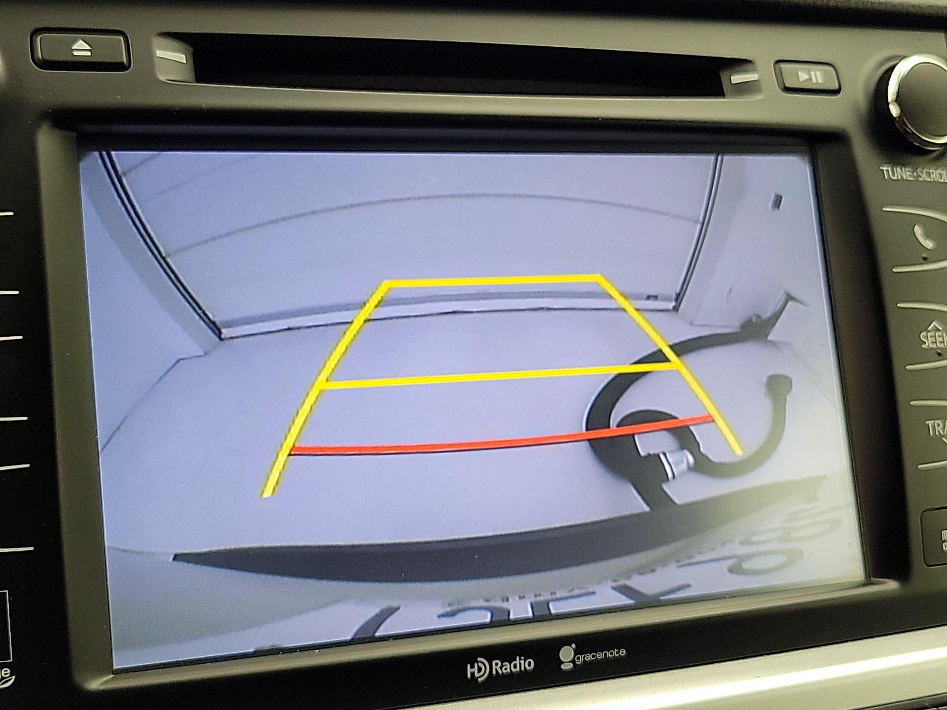 Thumbnail: 2015 Toyota Highlander - 15