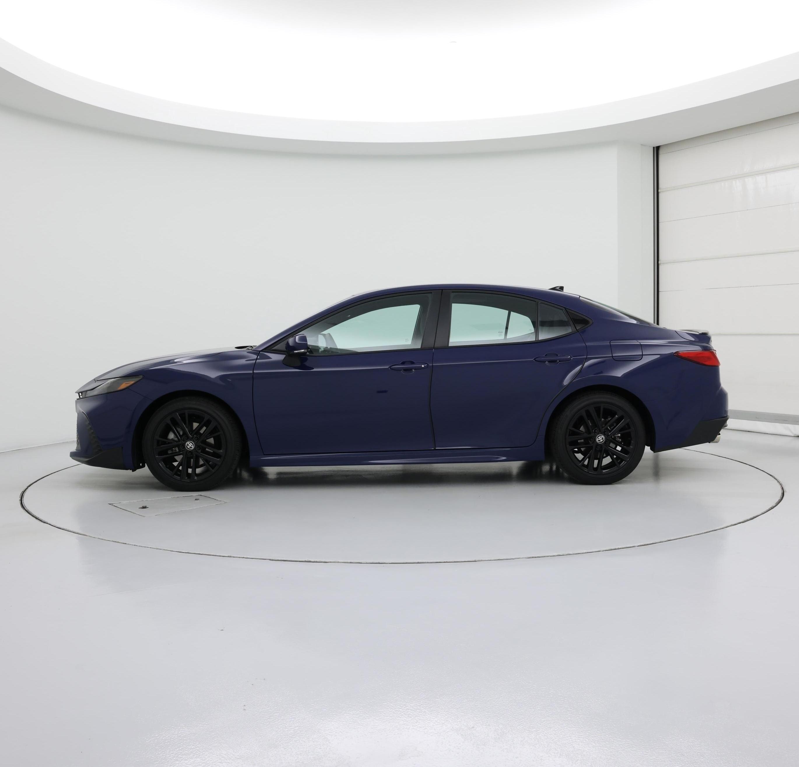 Thumbnail: 2025 Toyota Camry - 3