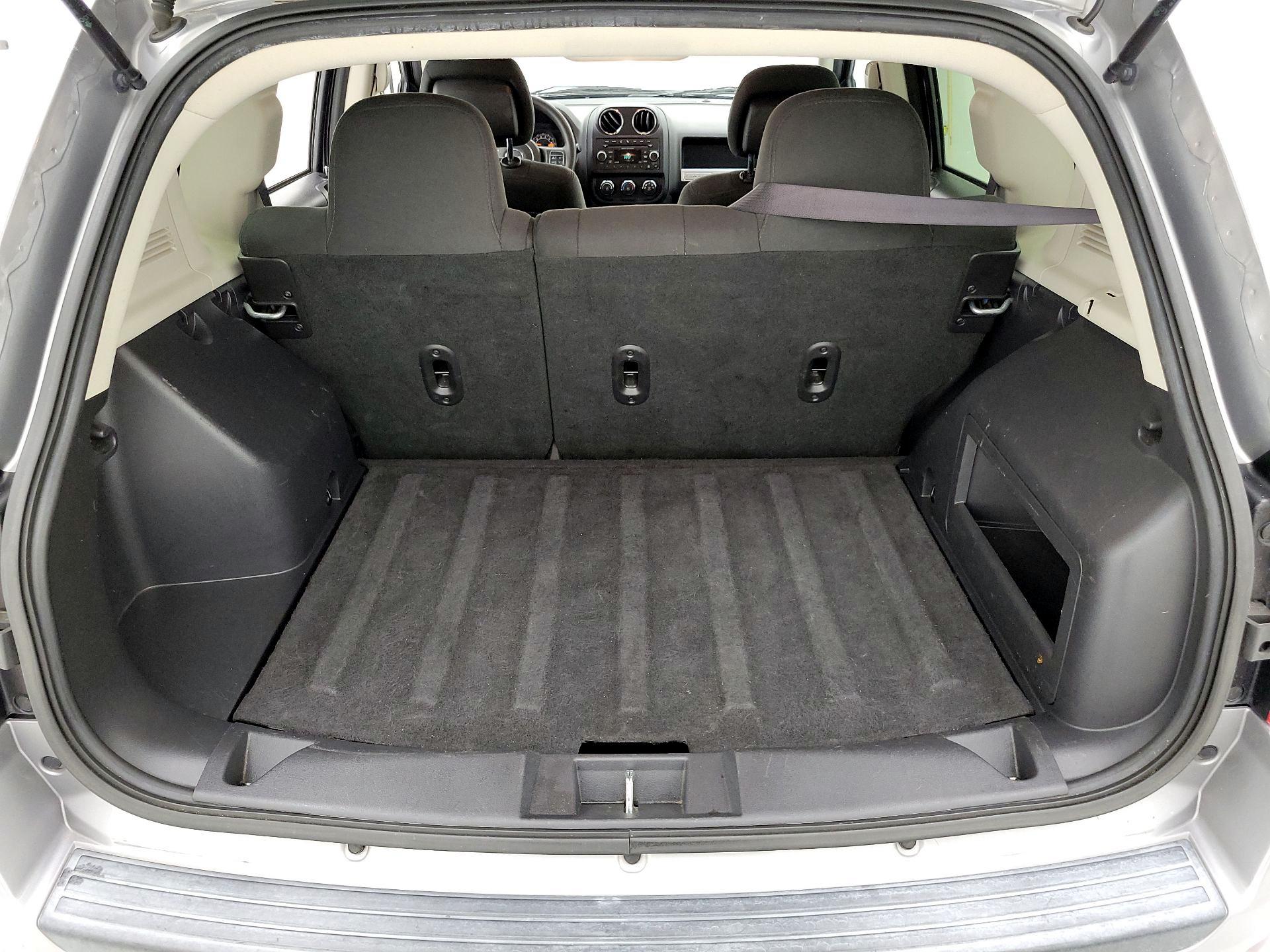 Thumbnail: 2016 Jeep Compass - 18