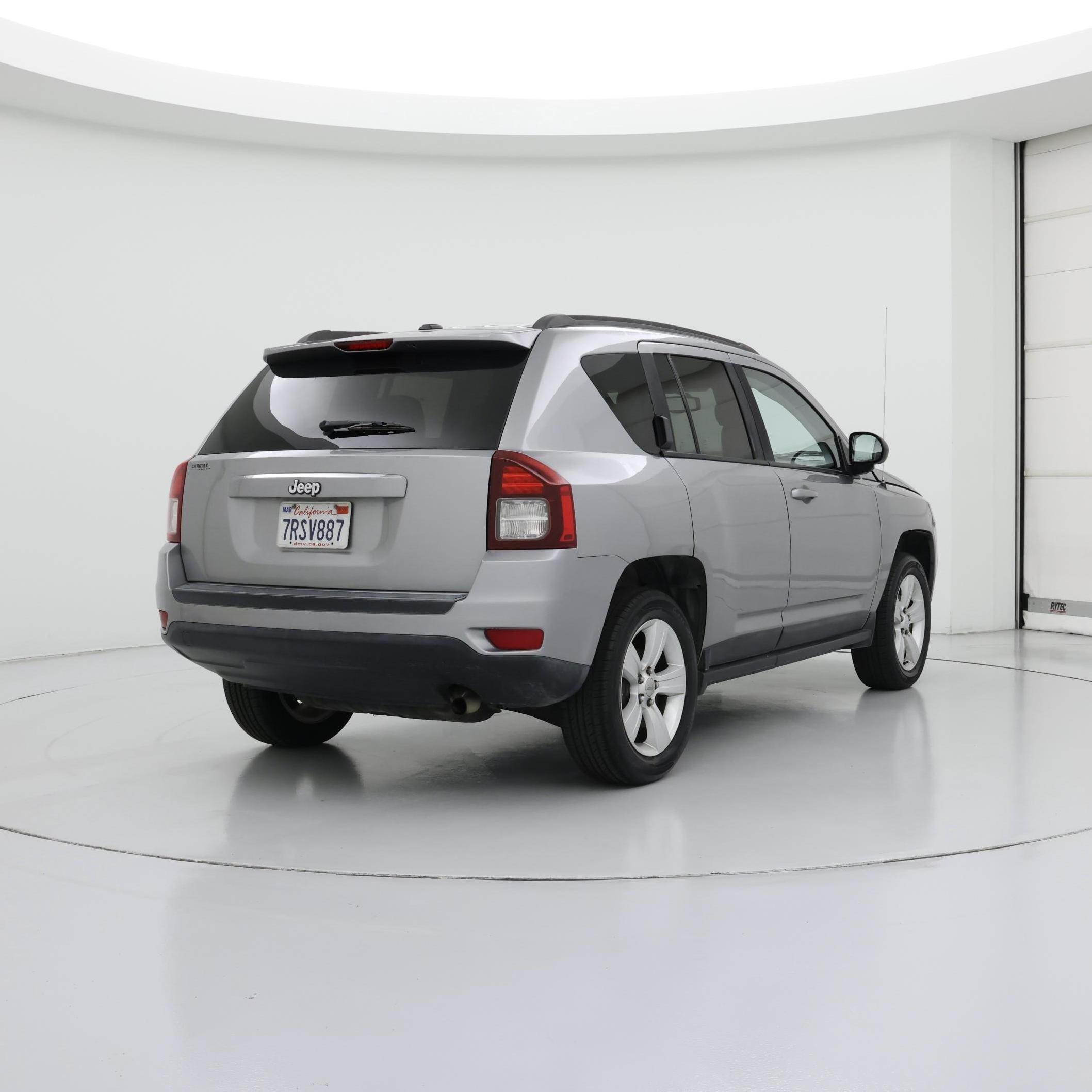 Thumbnail: 2016 Jeep Compass - 8