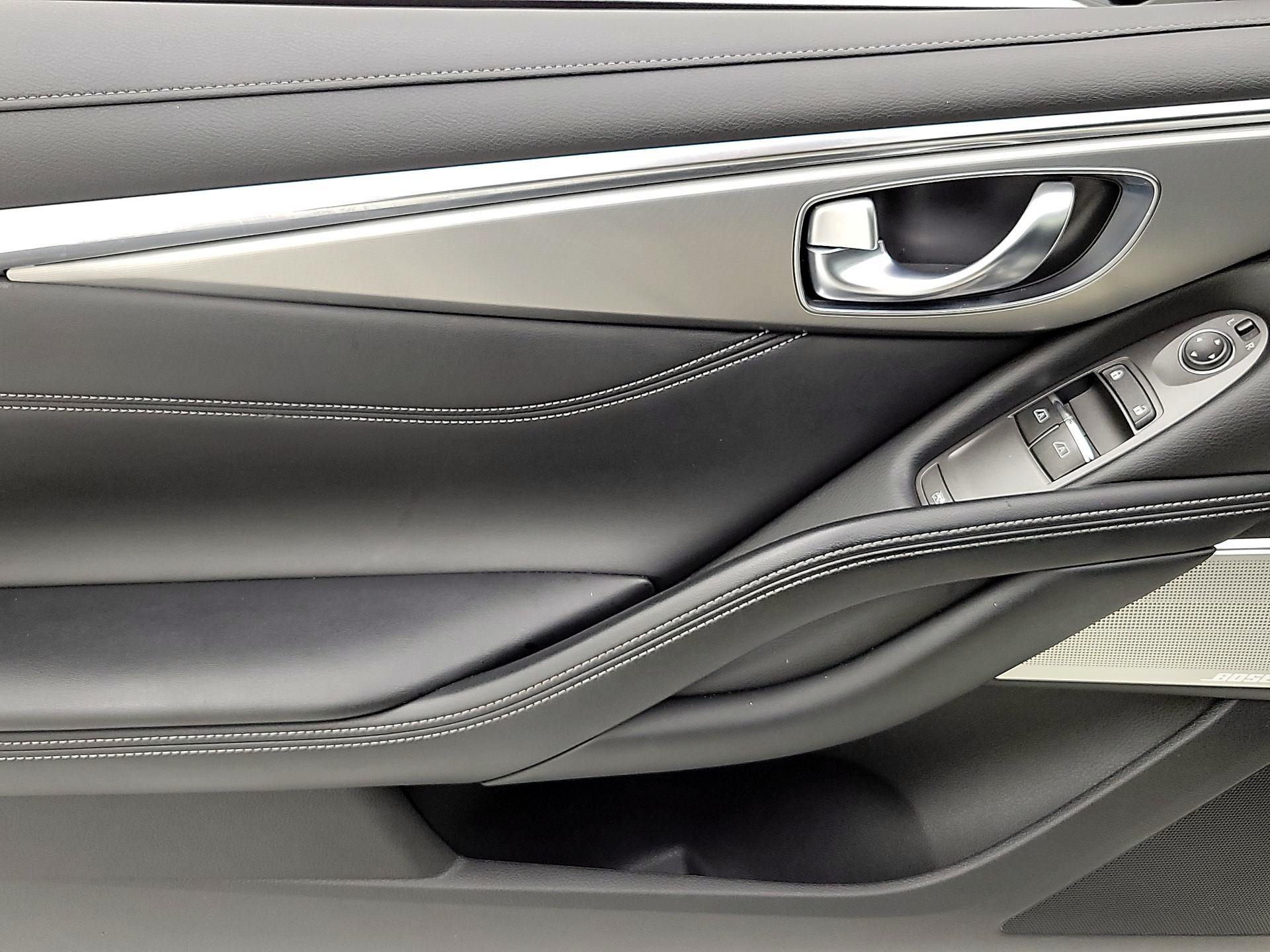 Thumbnail: 2017 INFINITI Q60 - 12
