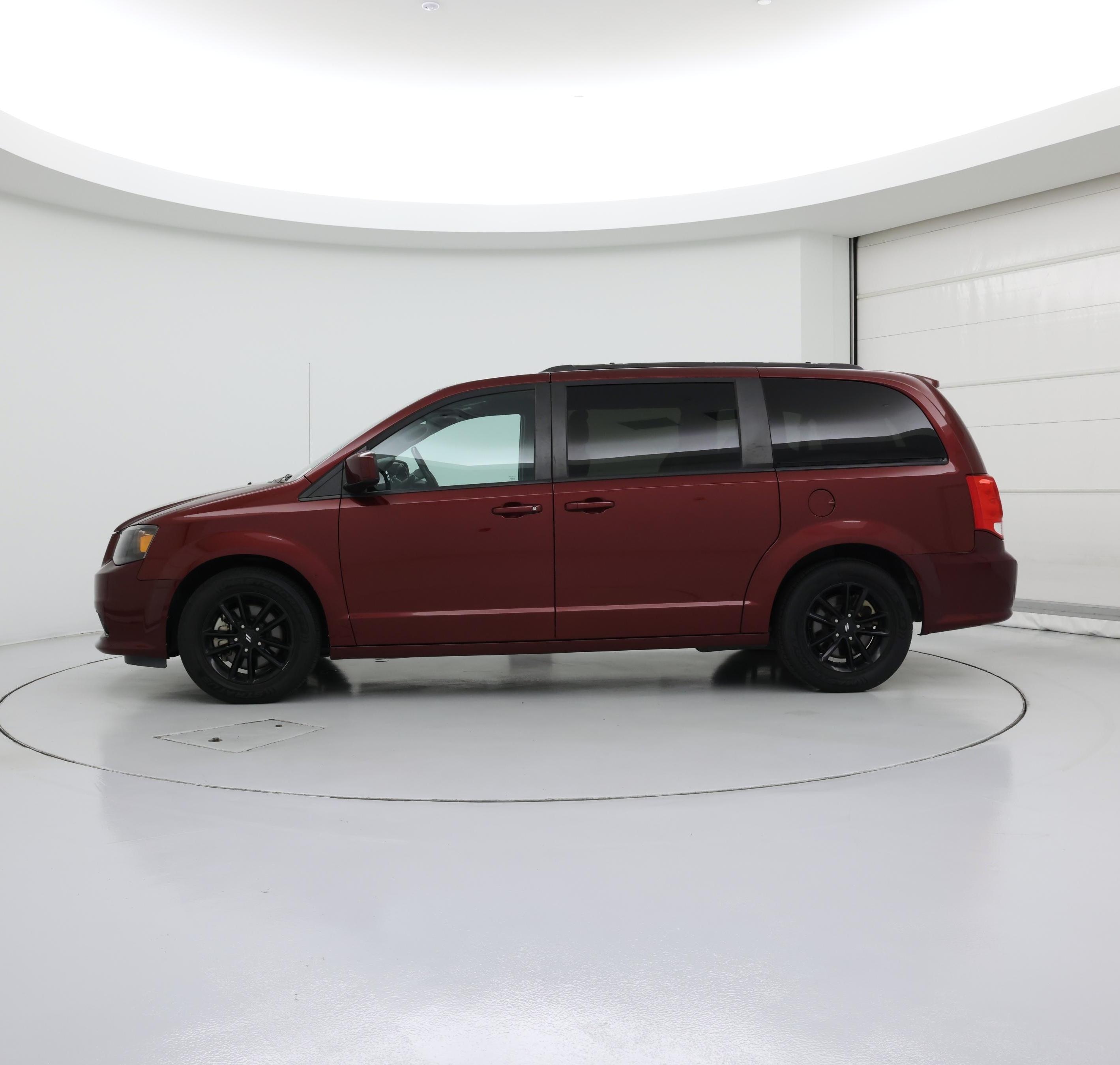 Thumbnail: 2019 Dodge Grand Caravan - 3