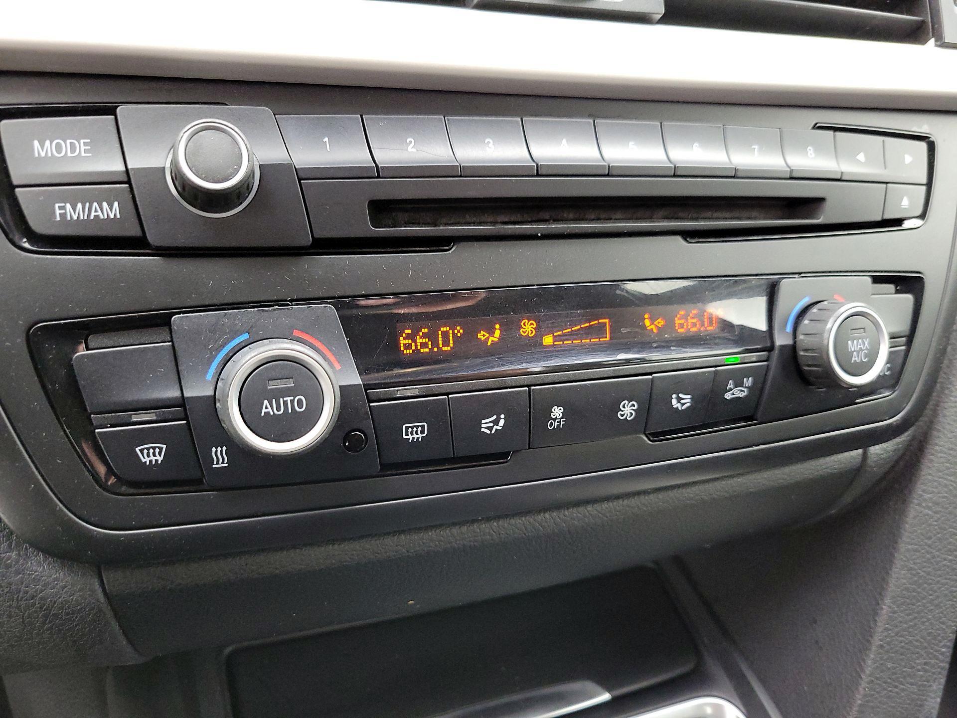 Thumbnail: 2014 BMW 3 Series - 17